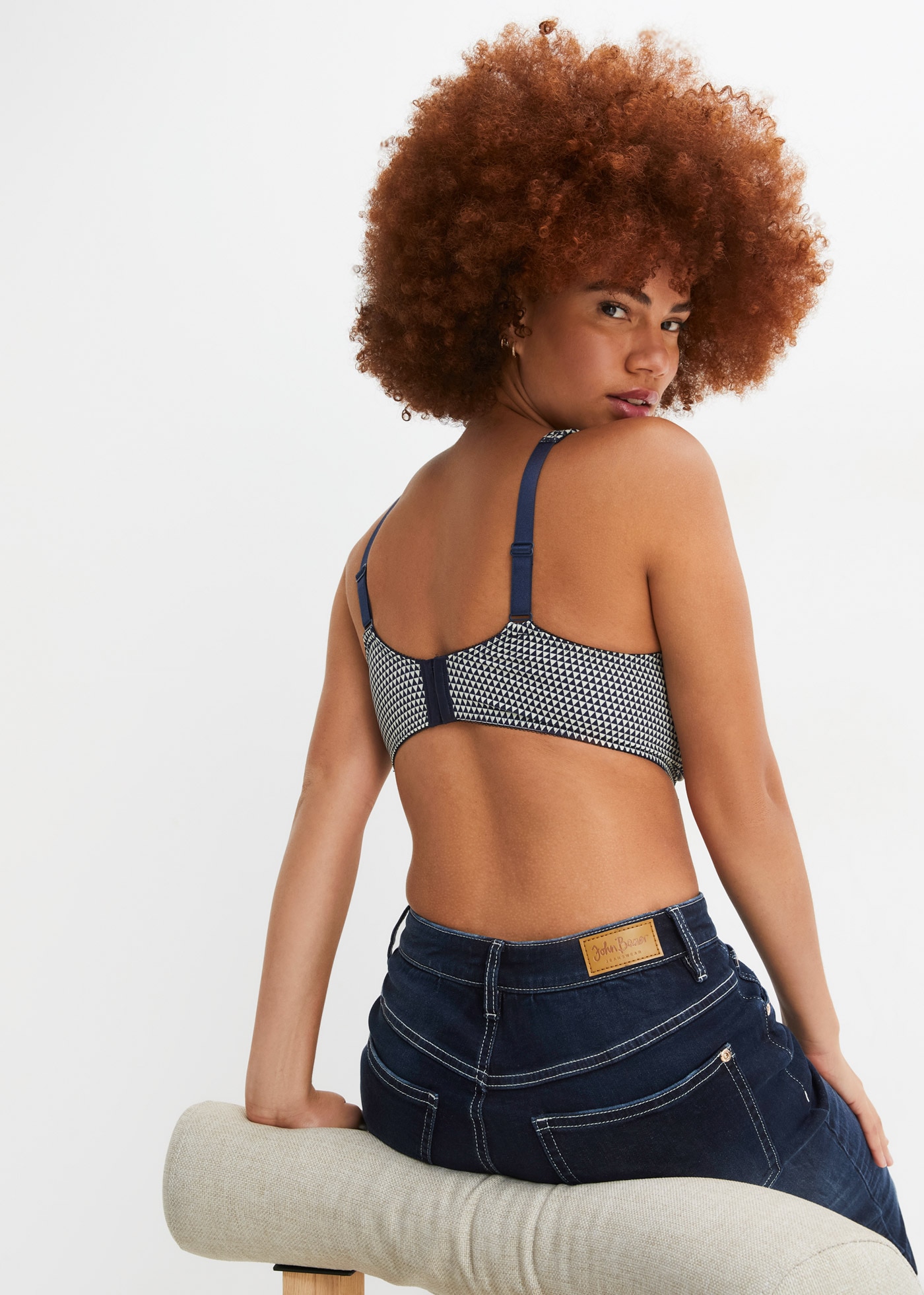 bonprix Soutien-gorge minimisant mit gepolsterten Trägern, Minimizer-Schnittform, mit modernem Print