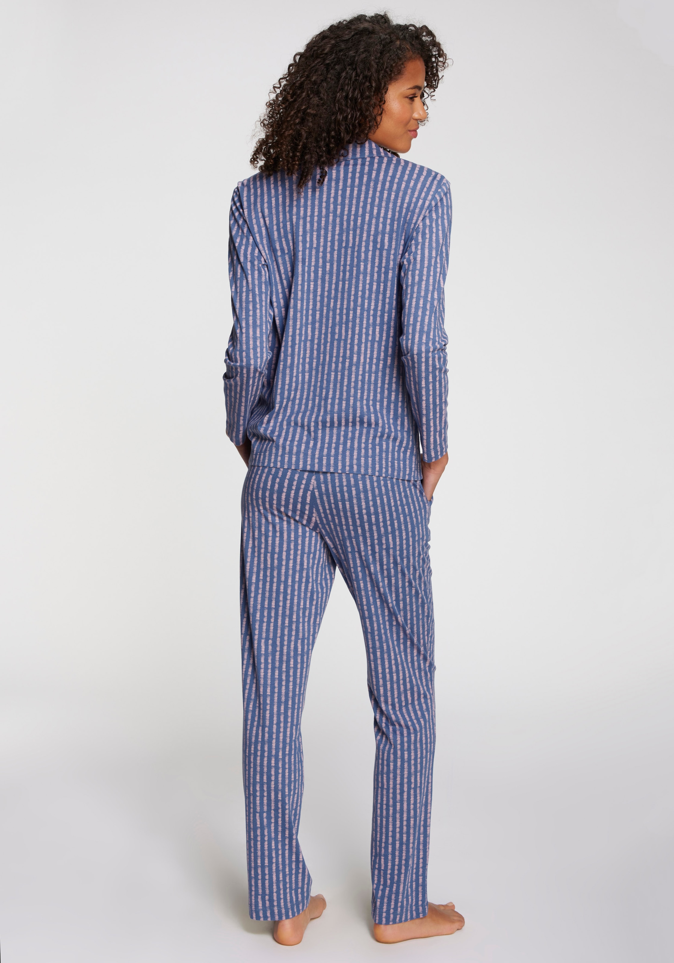 Vivance Dreams Pyjamaoberteil, mit schönem Allover-Muster