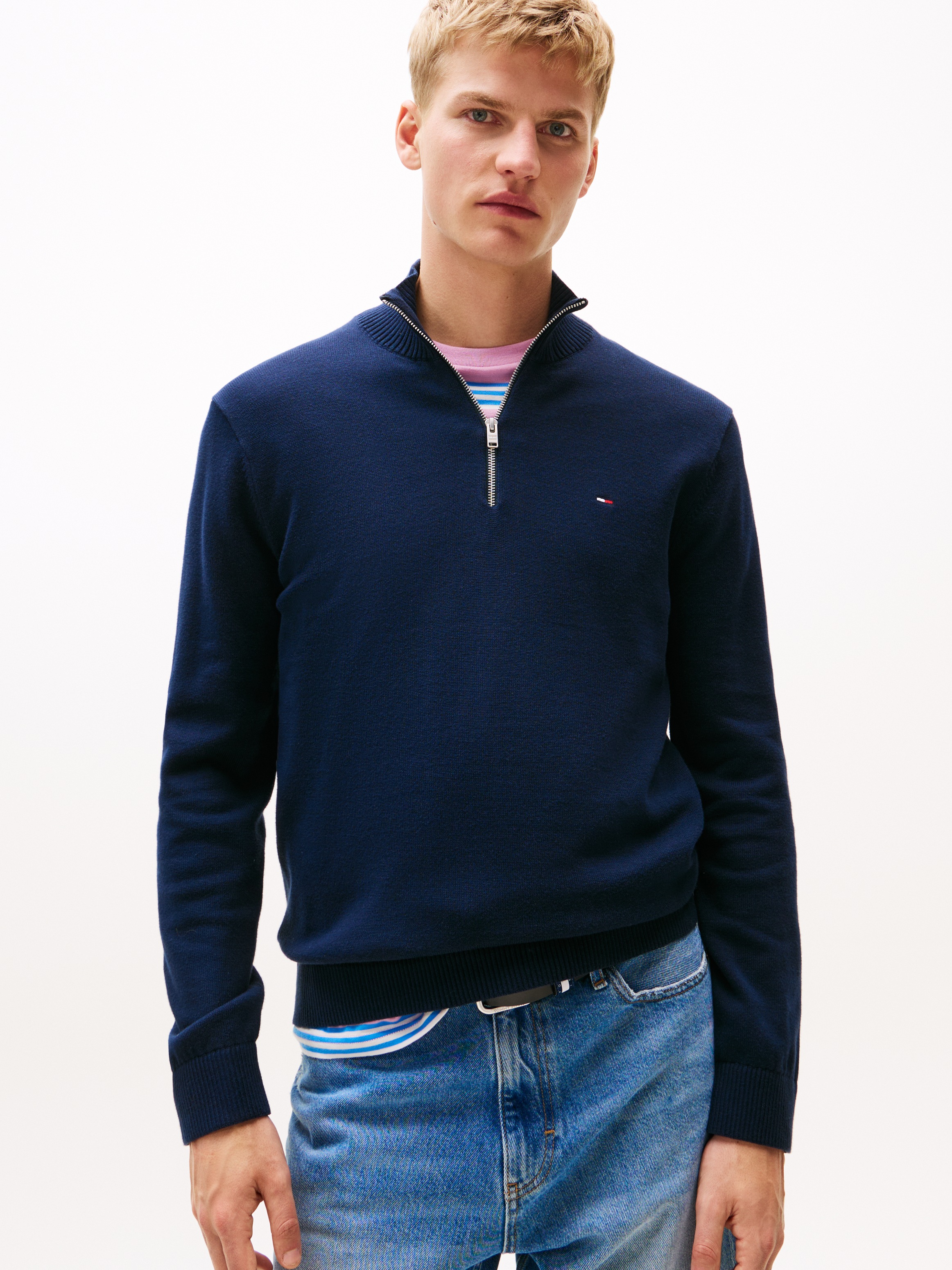 Tommy Jeans Strickpullover »TJM SLM ESS LIGHT ¼ ZIP SWTR EXT« Mit Rundhalsausschnitt