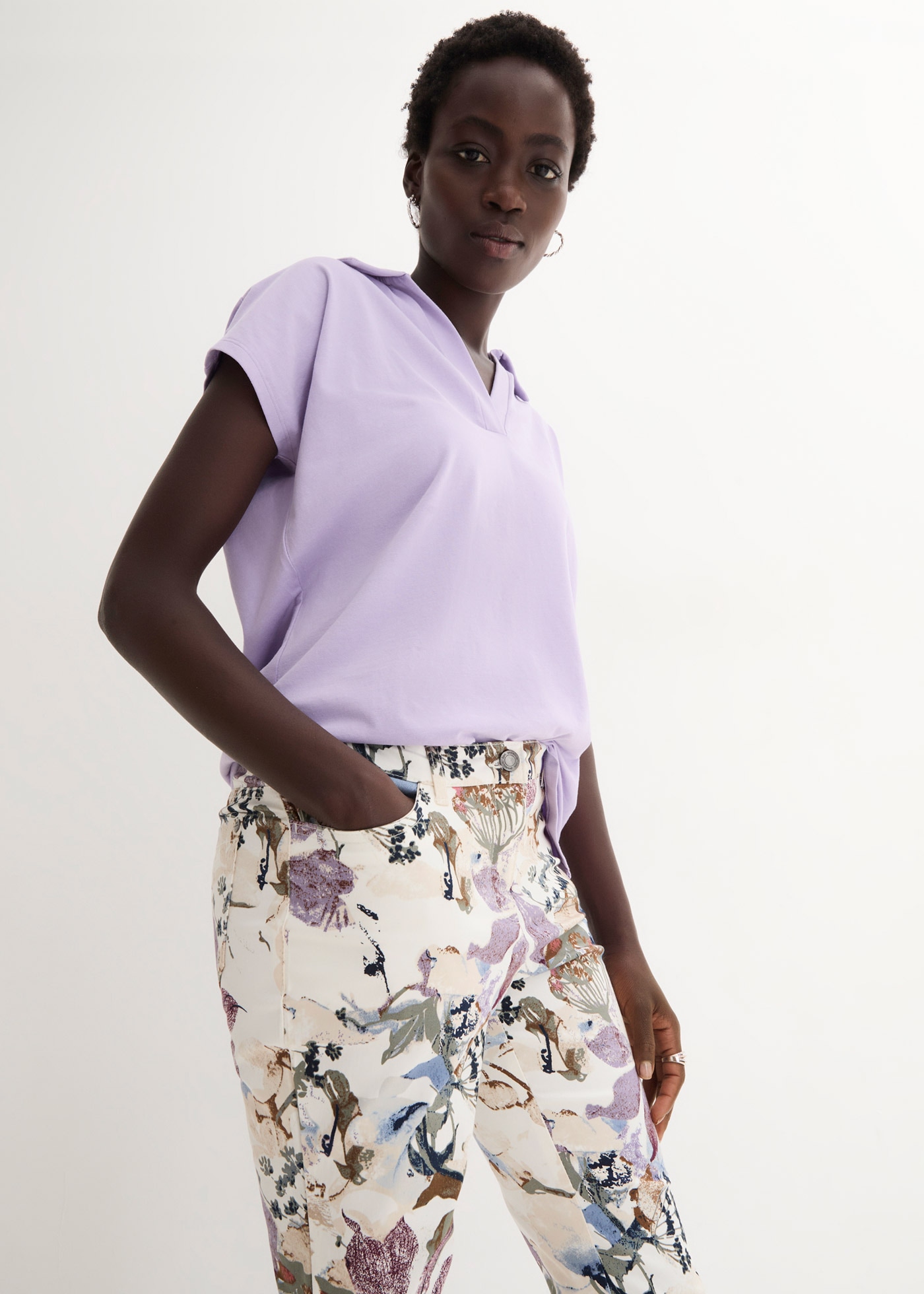 bonprix Stretch-Hose  aus elastischem Material, reguläre Passform, eleganter Stil