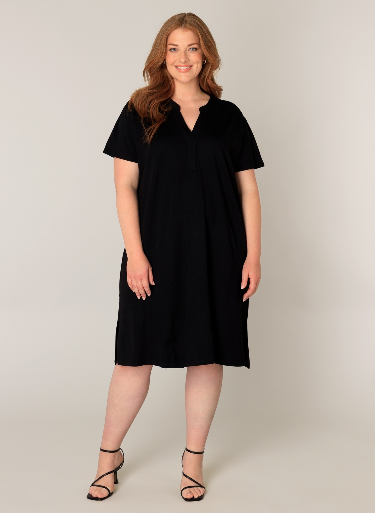 Image of Base Level Curvy Sommerkleid Ohne Taschen mit Bindegürtel
