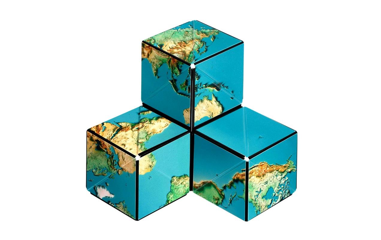 3D-Puzzle »Cube Earth«