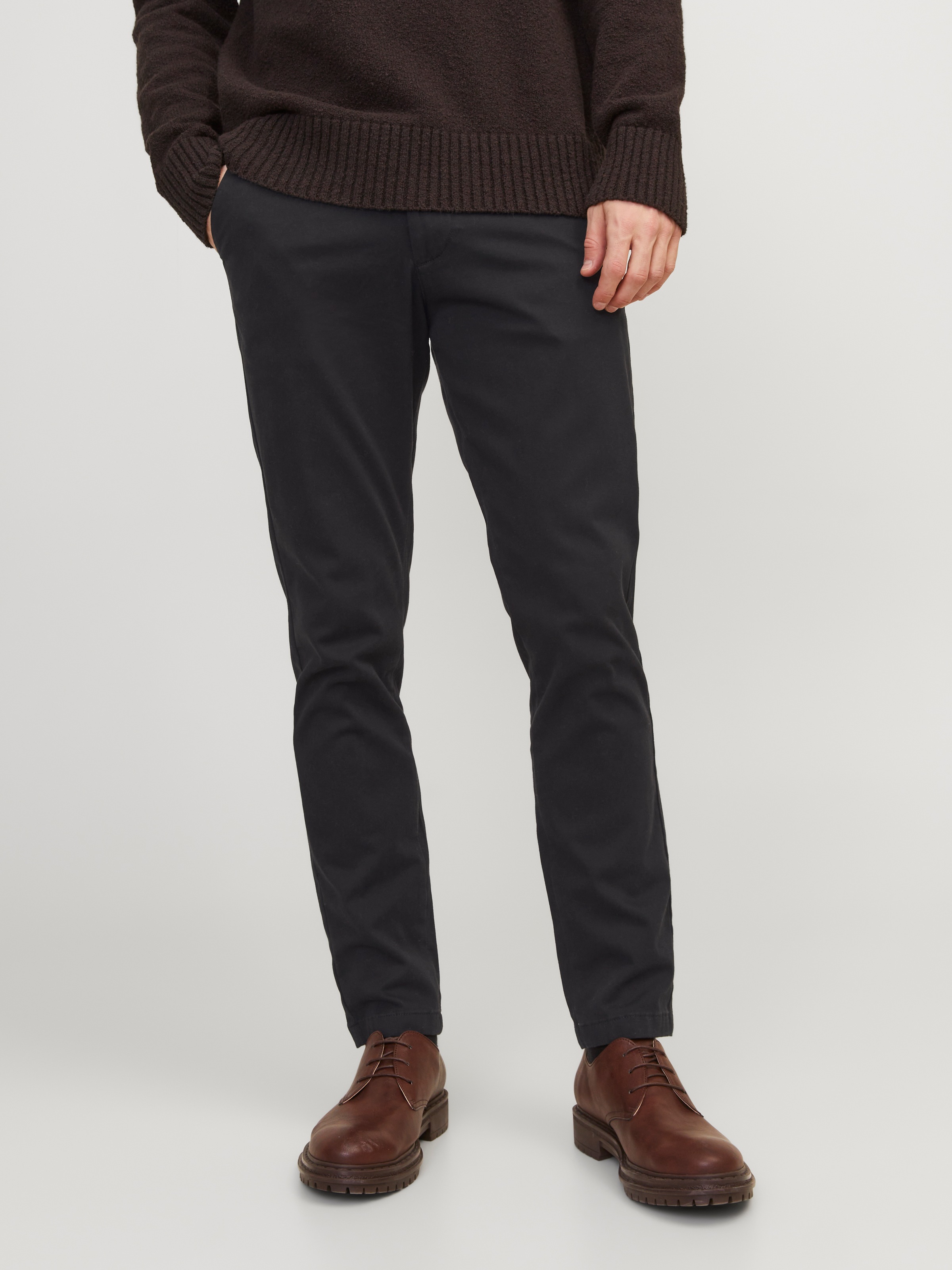 Image of Jack & Jones Chinohose "JPSTMARCO mit schmalem Bein und pflegeleichtem Stoff" washed, modisch, schmal, Baumwollmischung