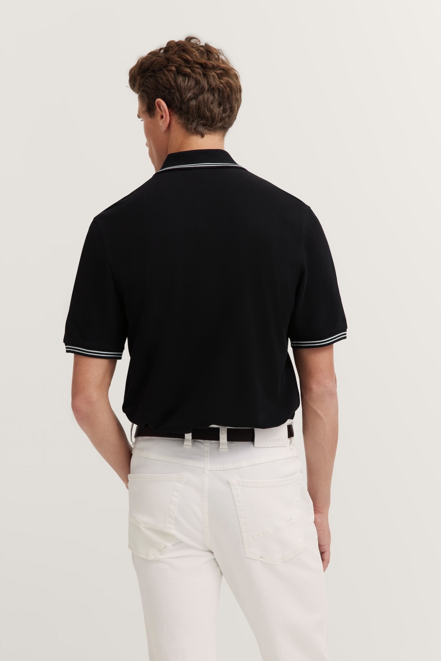 bugatti Poloshirt, mit Kontraststreifen und Bruststickerei