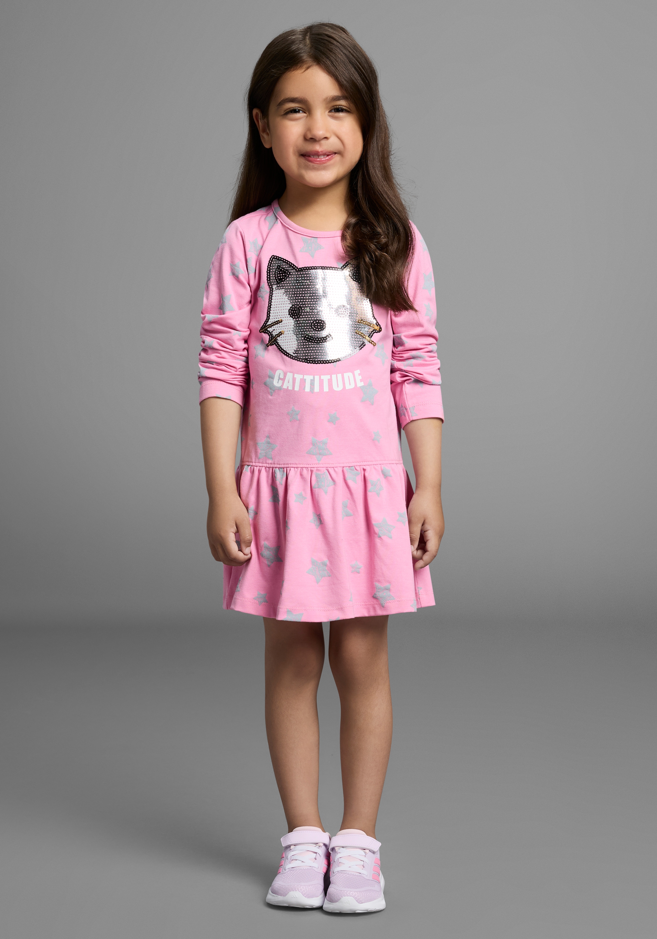 KIDSWORLD Jerseykleid »Kleid mit Pailletten«, Shirtkleid mit süsser Paillettenapplikation