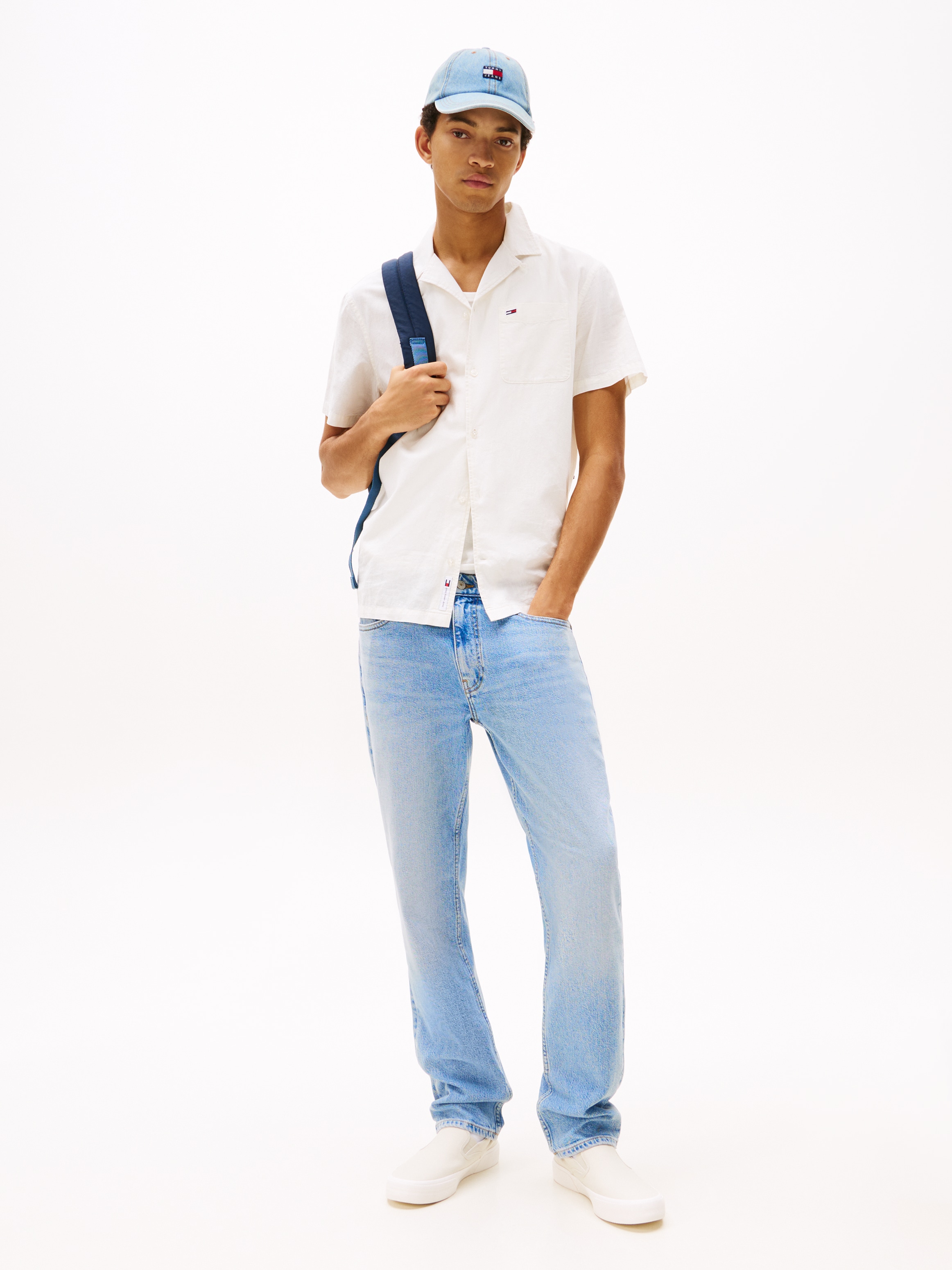 Tommy Jeans Plus Kurzarmhemd »TJM LINEN BLEND CAMP SS EXT« Mit V-Ausschnitt
