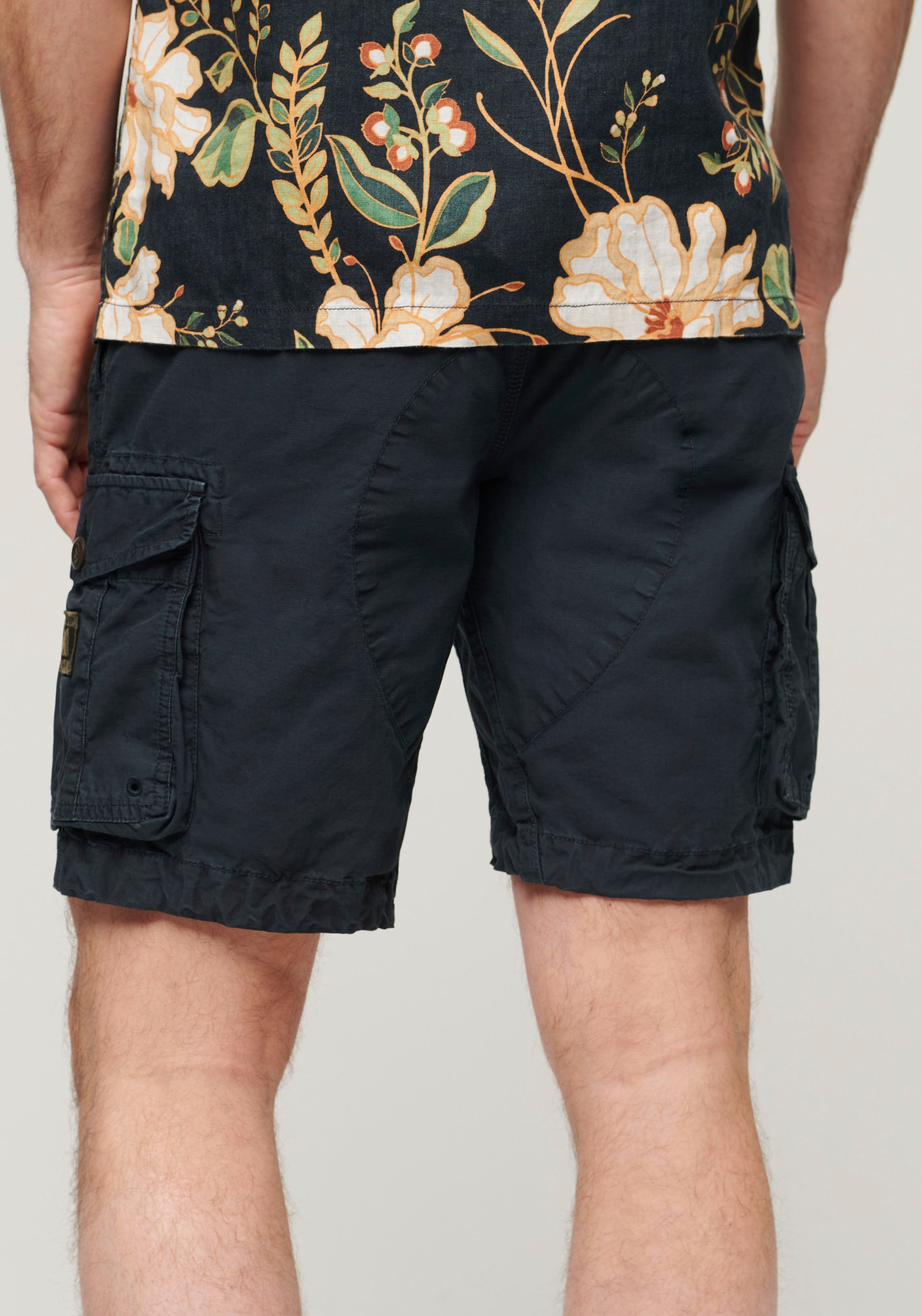 Superdry Shorts »SD-PARACHUTE LIGHT SHORT«