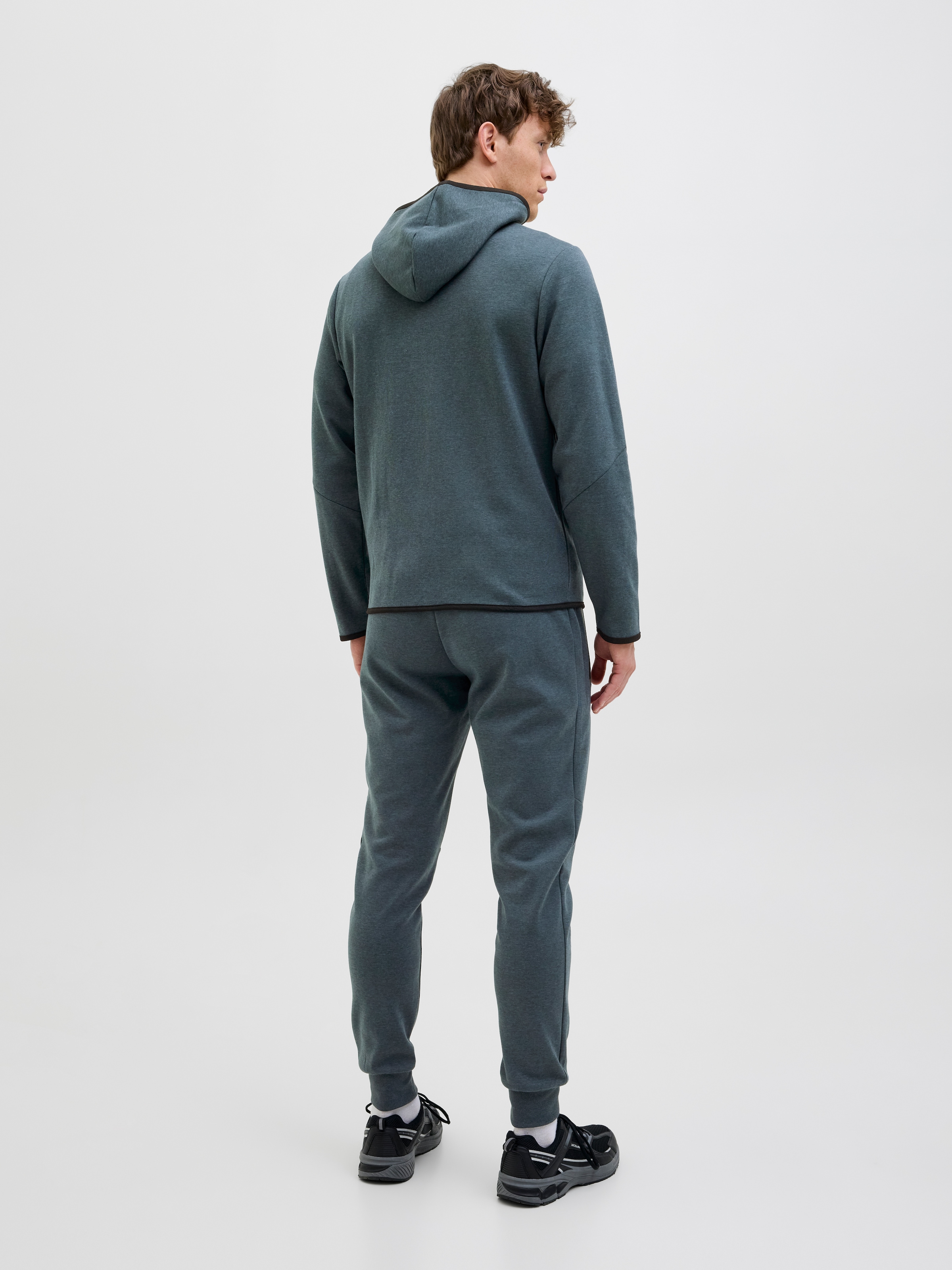 Jack & Jones Veste sweat »JCOFUSION SWEAT ZIP HOOD NOOS«