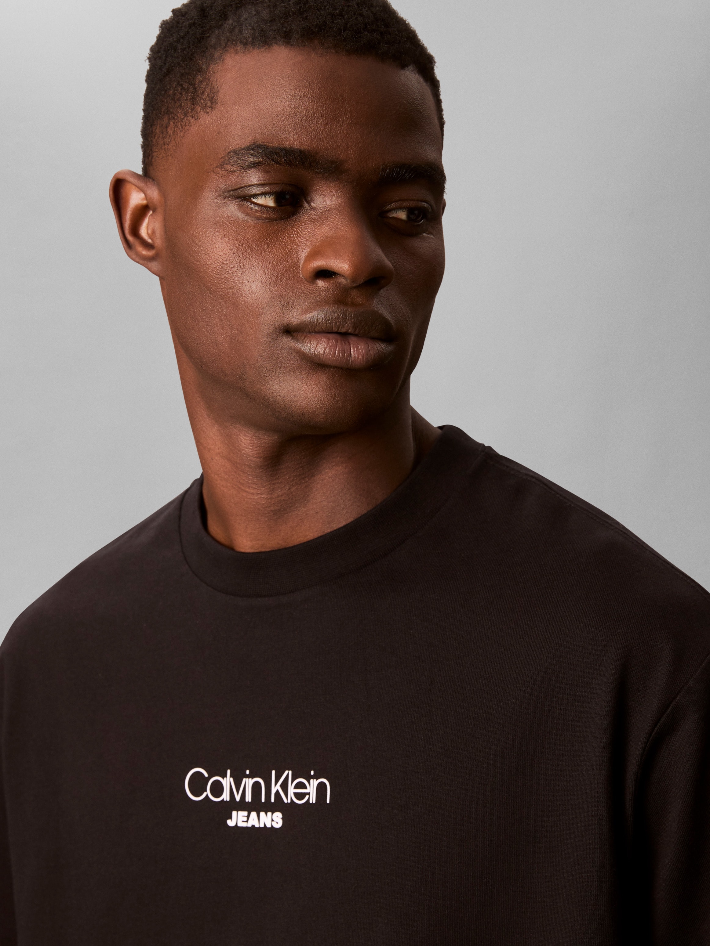 Calvin Klein Jeans T-shirt Relaxed Fit, Rundhalsausschnitt, Logoprint