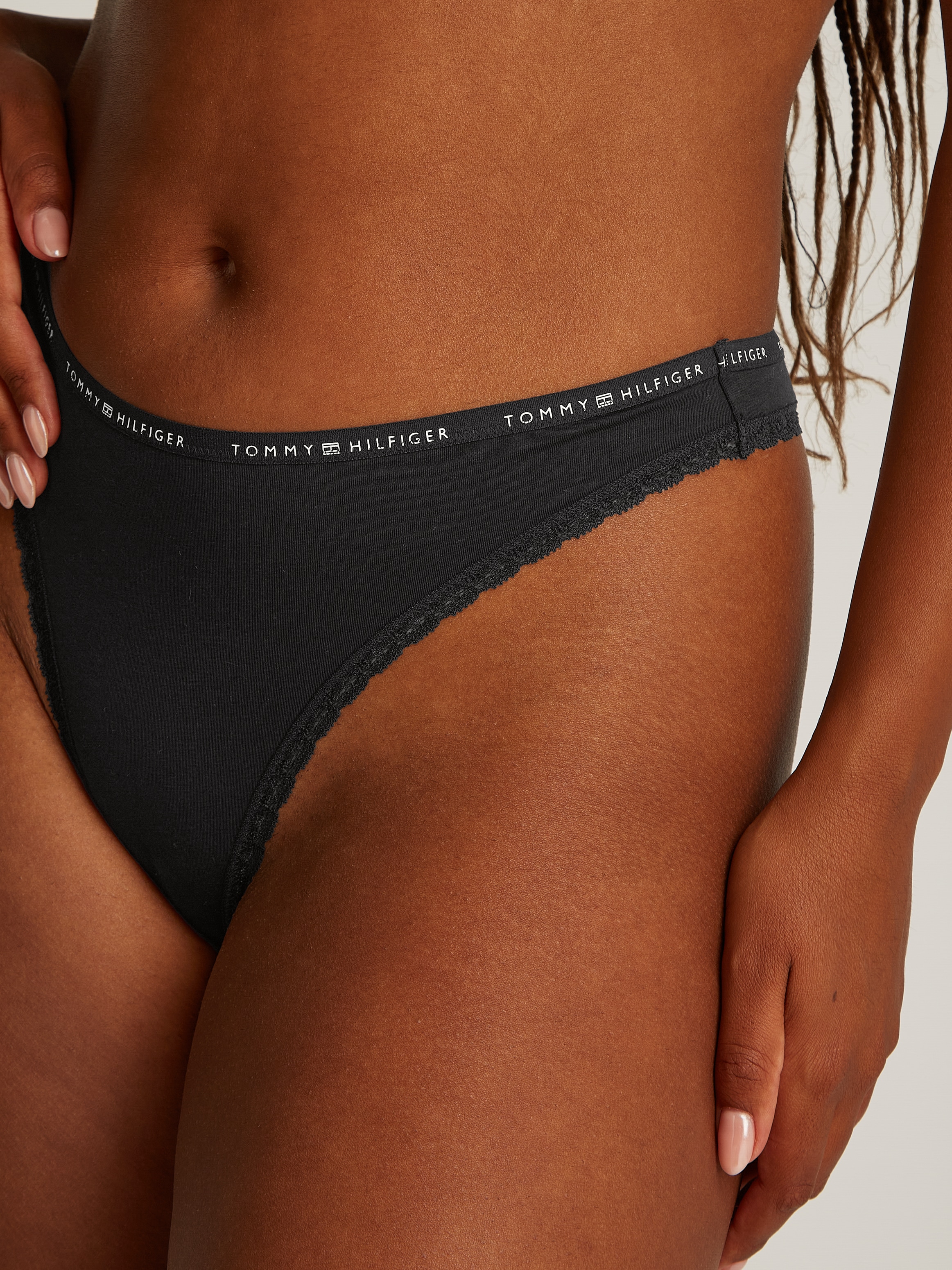 Tommy Hilfiger Underwear Tanga »3 PACK LACE THONG«, (Packung, 3 St., 3er), mit Spitzenkante