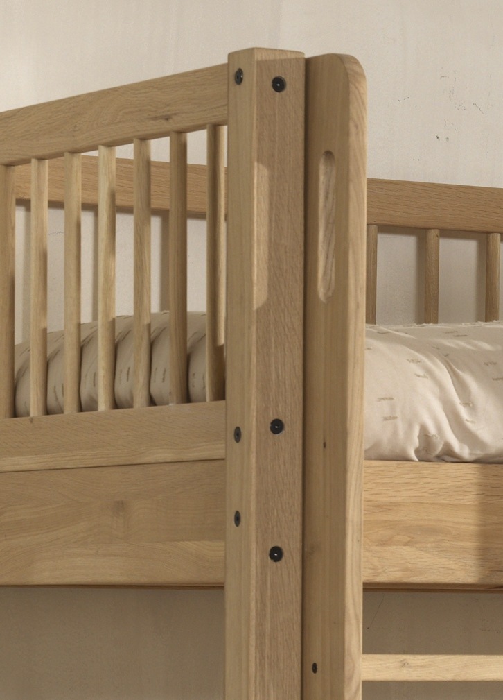 Vipack Etagenbett »Eiche massiv, Made in Europe, langlebige Qualität« B/H/T ca. 208x176x98cm, Schublade+unterer Rausfallschutz optional,  2 Lattenroste, wahlweise mit oder ohne Bettschublade und Absturzschutz