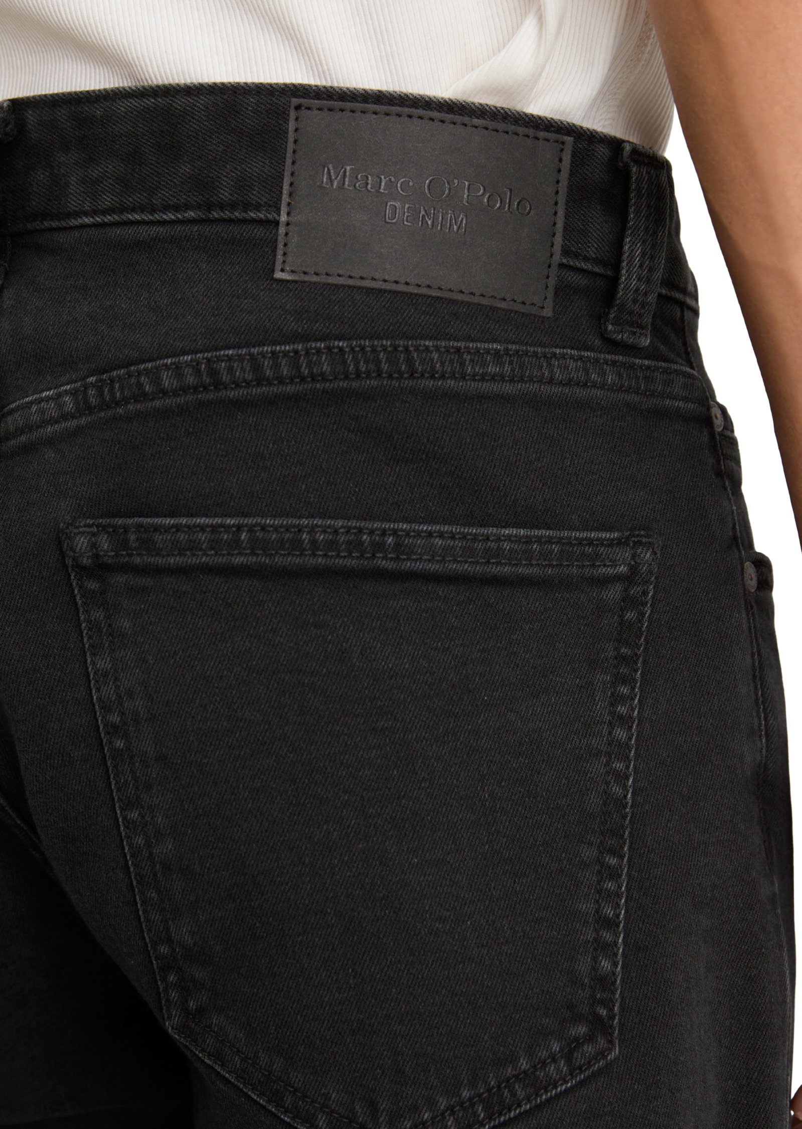 Marc O'Polo DENIM Jeans taille basse modèle Aric tapered en mélange coton bio