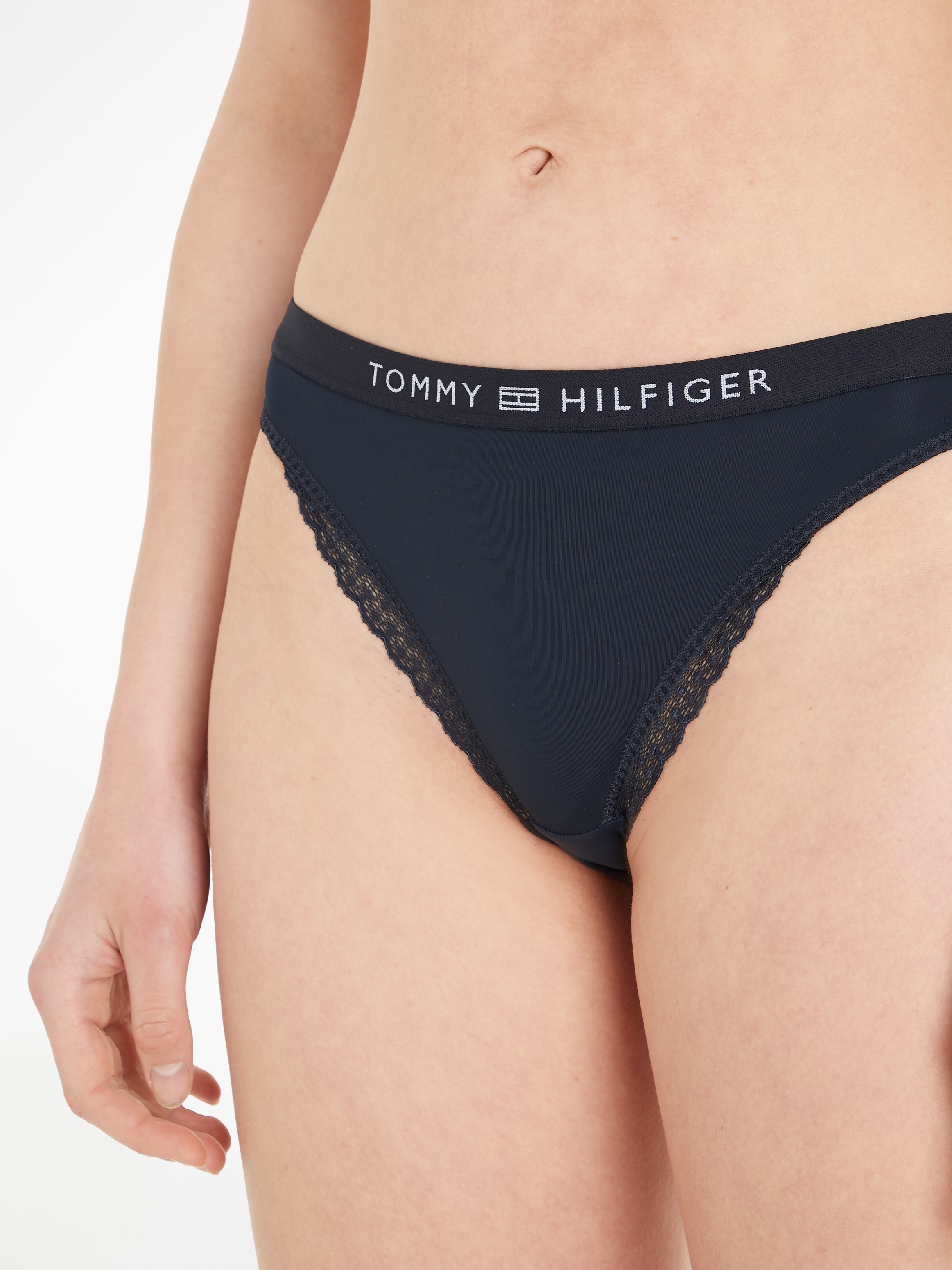 ♕ Tommy Hilfiger Underwear Slip mit versandkostenfrei Tommy Markenlabel Hilfiger bestellen »BIKINI«