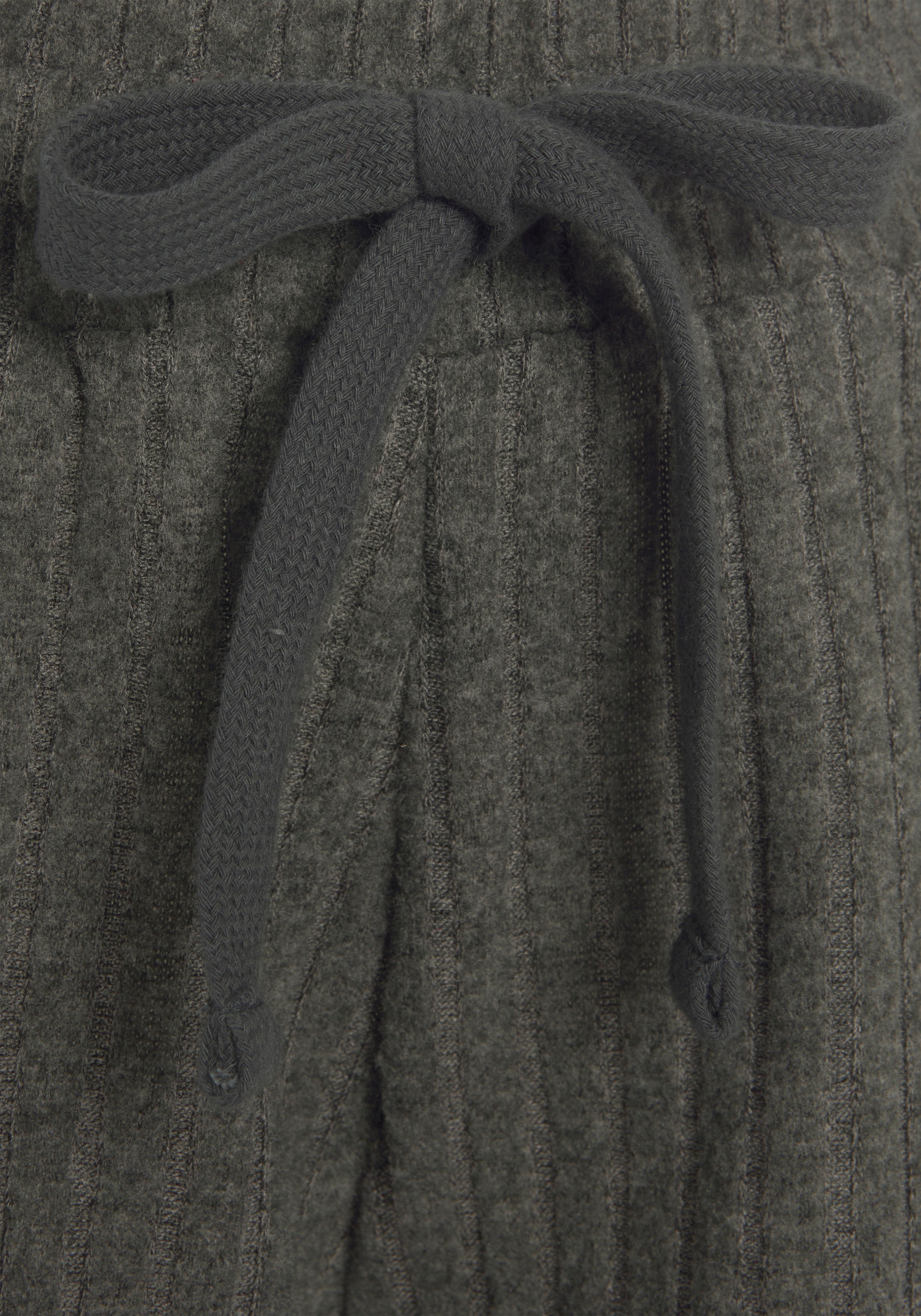 LASCANA Shorts, Lounge-/ Strickshorts meliert mit Bindeband, Loungewear