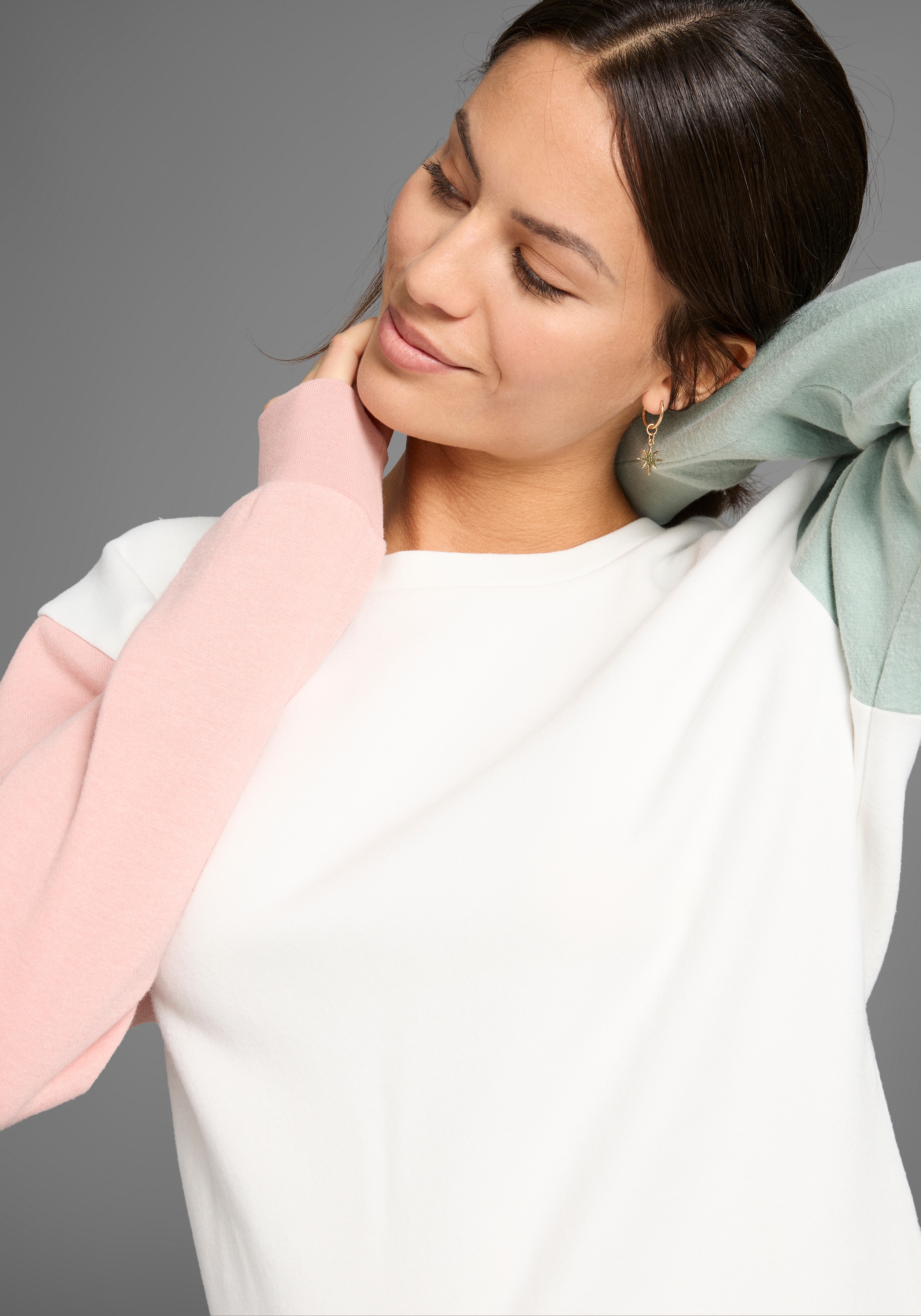 KangaROOS Sweatshirt, mit Farbverlauf - NEUE KOLLEKTION