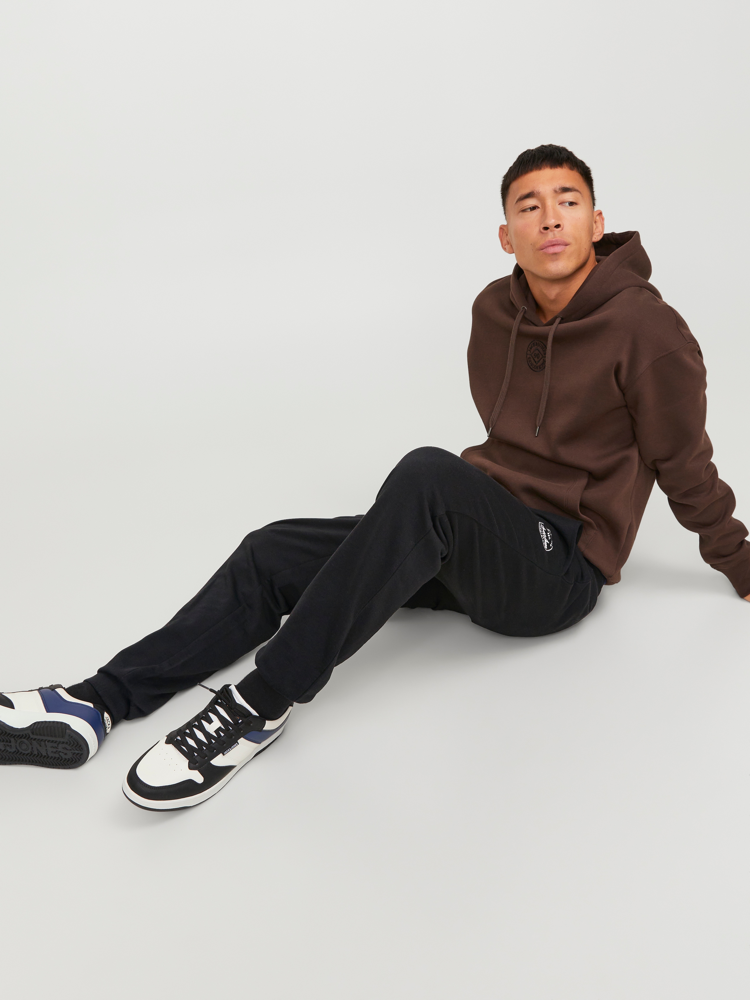 Jack & Jones Pantalon sweat »JPSTGORDON Jogpants mit Kordelzug und bequemem Schnitt«  uni, à la mode, confortable, coton