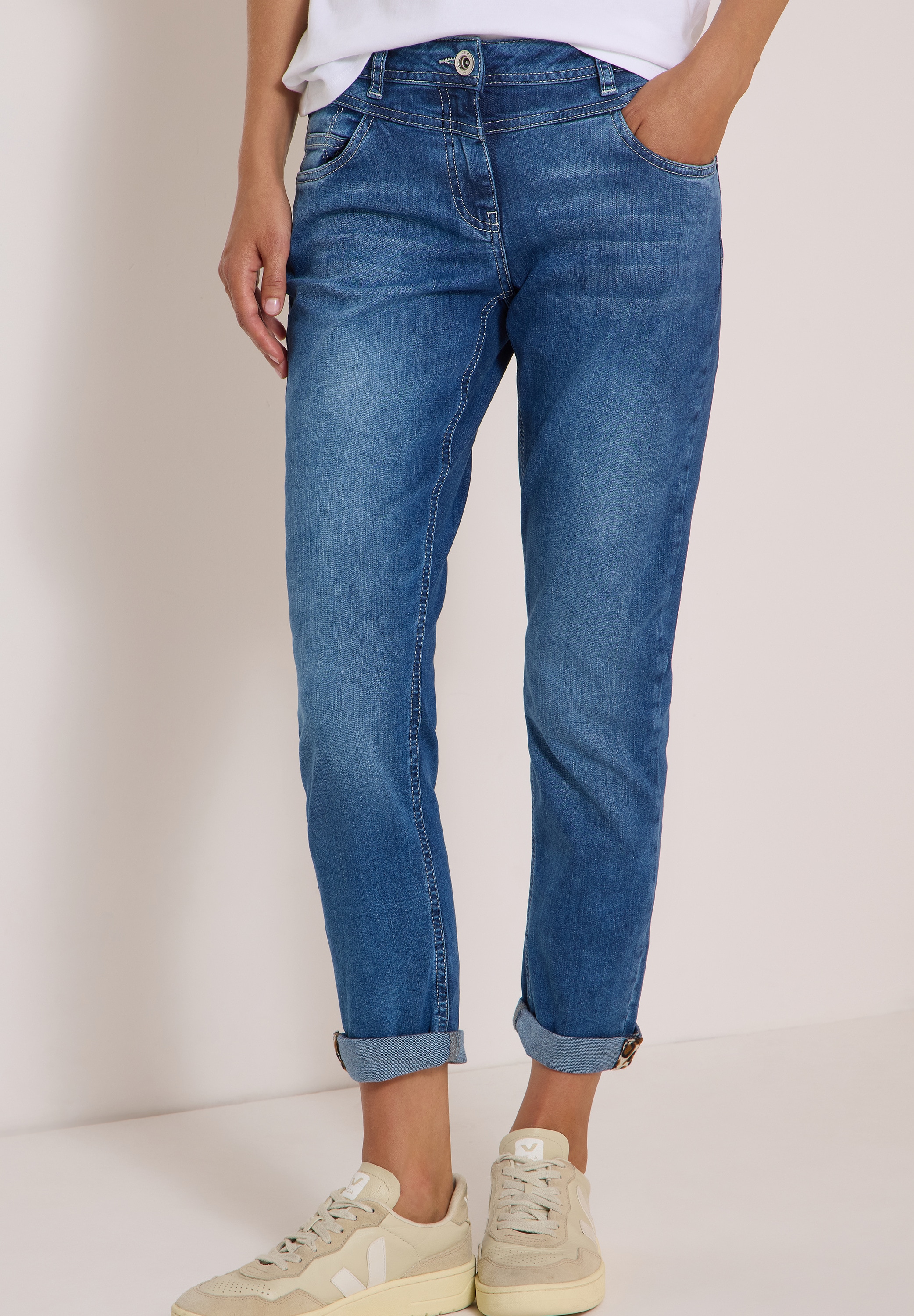 Image of Cecil 5-Pocket-Jeans "Style Scarlett" mit Turn-Up und Leo-Tape