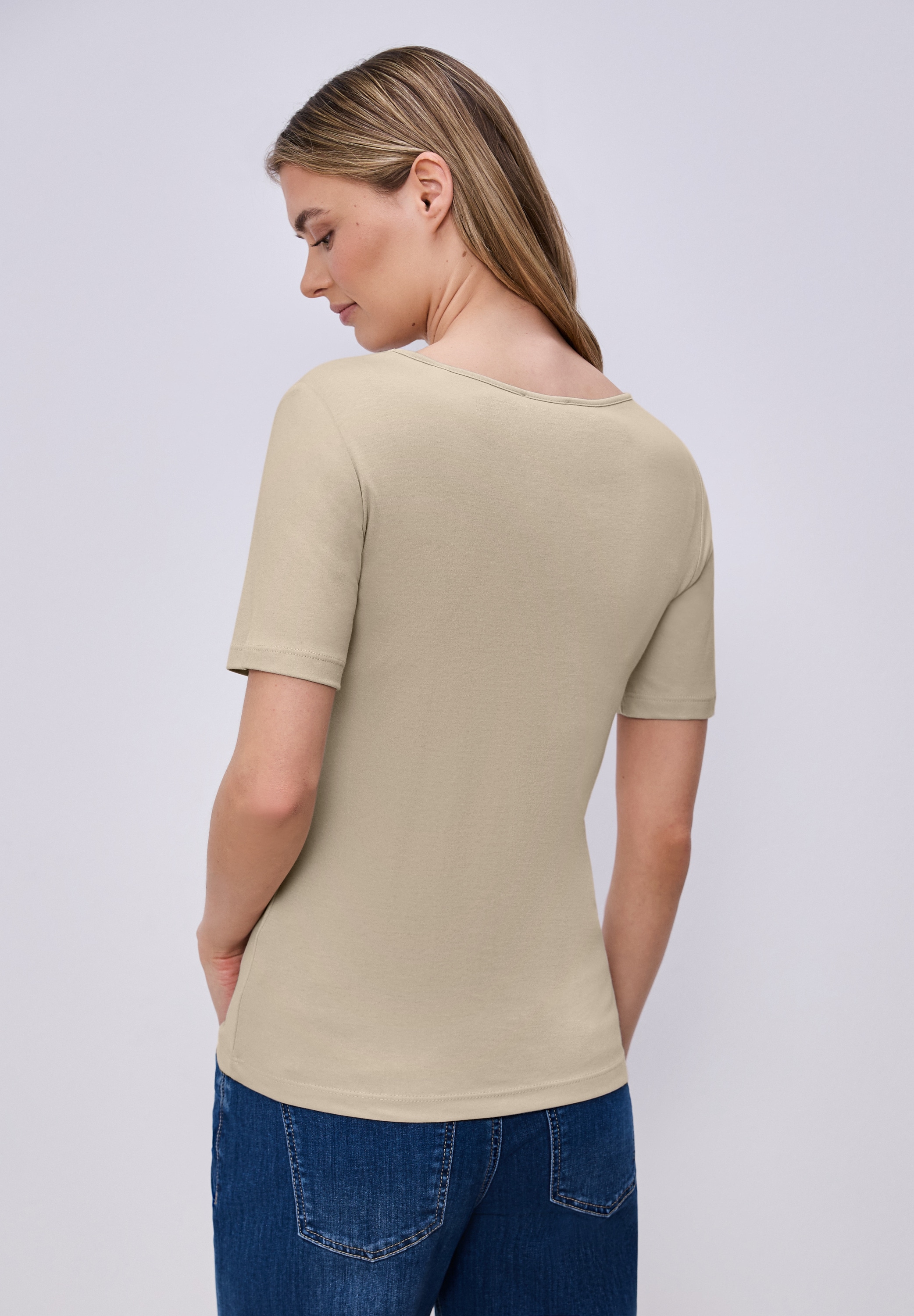STREET ONE T-shirt à manches courtes »Style Ada« Sommershirt mit Herz-Ausschnitt