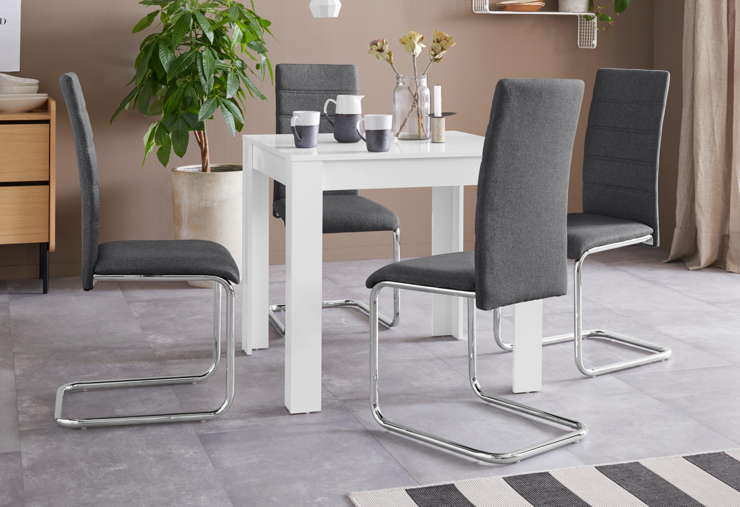 Image of my home Essgruppe »Esstisch Lynn + Freischwinger Doris«, (Set, 5 tlg.) bei Ackermann Versand Schweiz