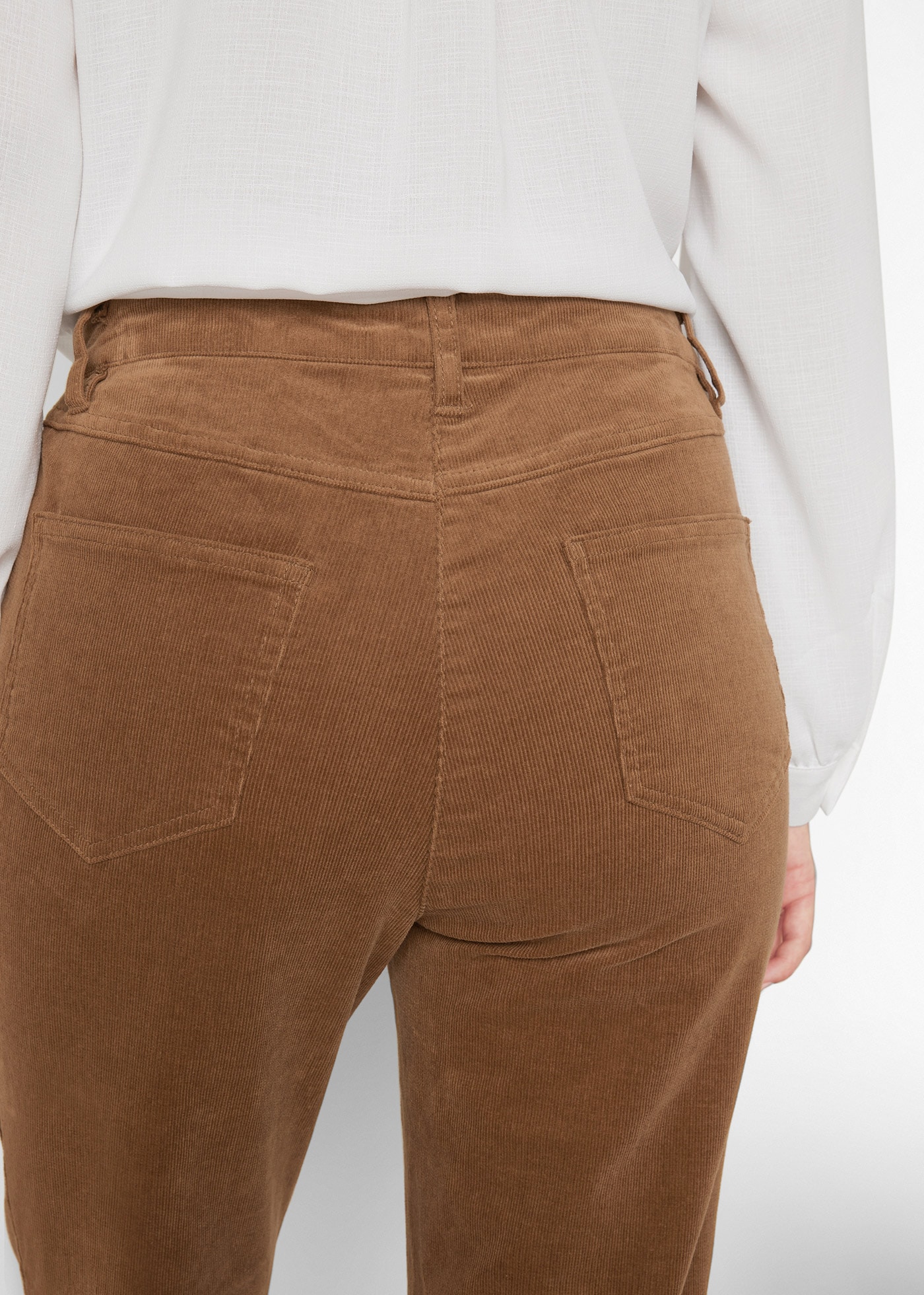 bonprix Cordhose »Stretch-Cordhose, Straight«  aus Stretch-Material, Slim Fit, mit Eingrifftaschen