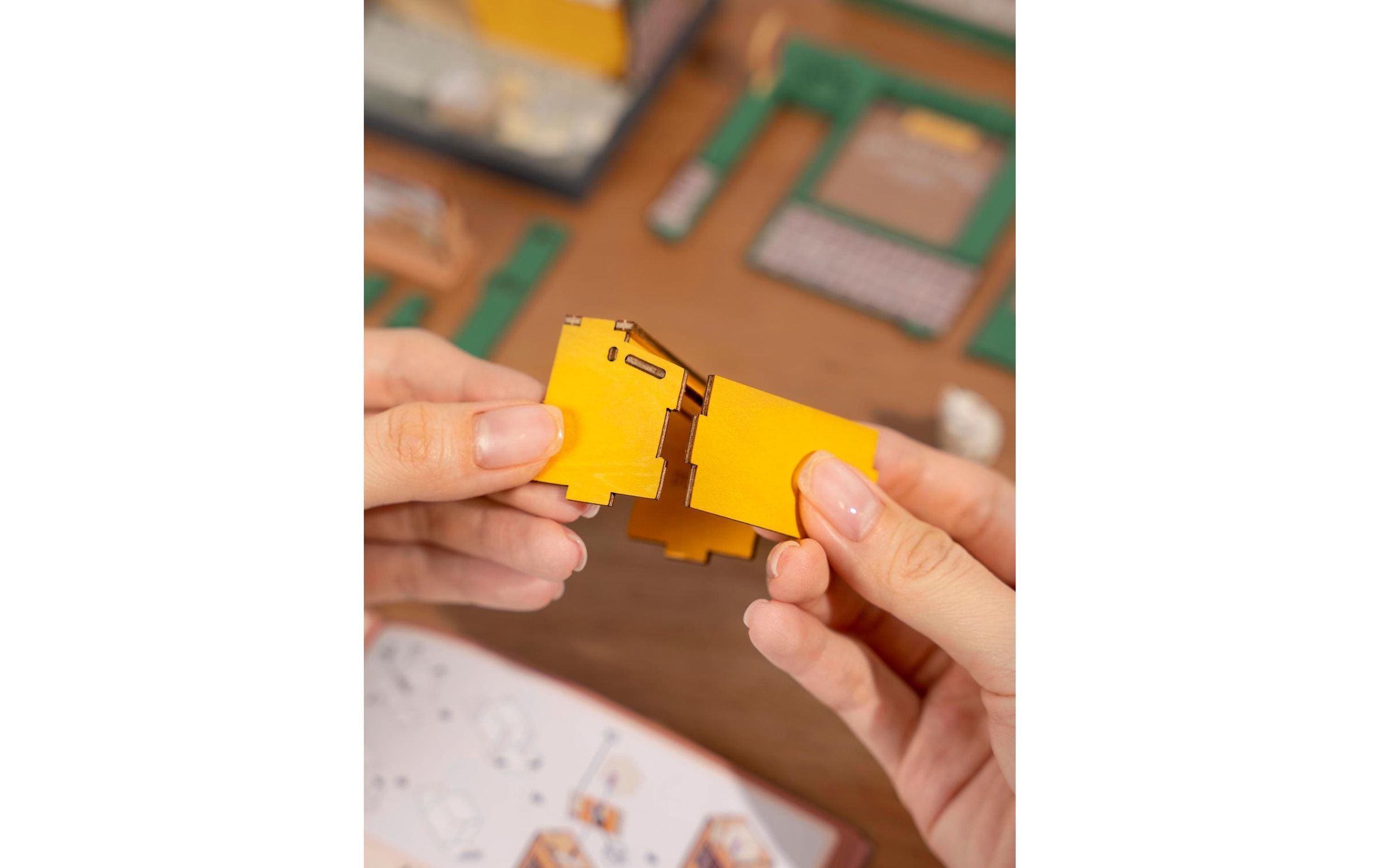   Modellbausatz »RoboTime Meer Restaurant Ferien«