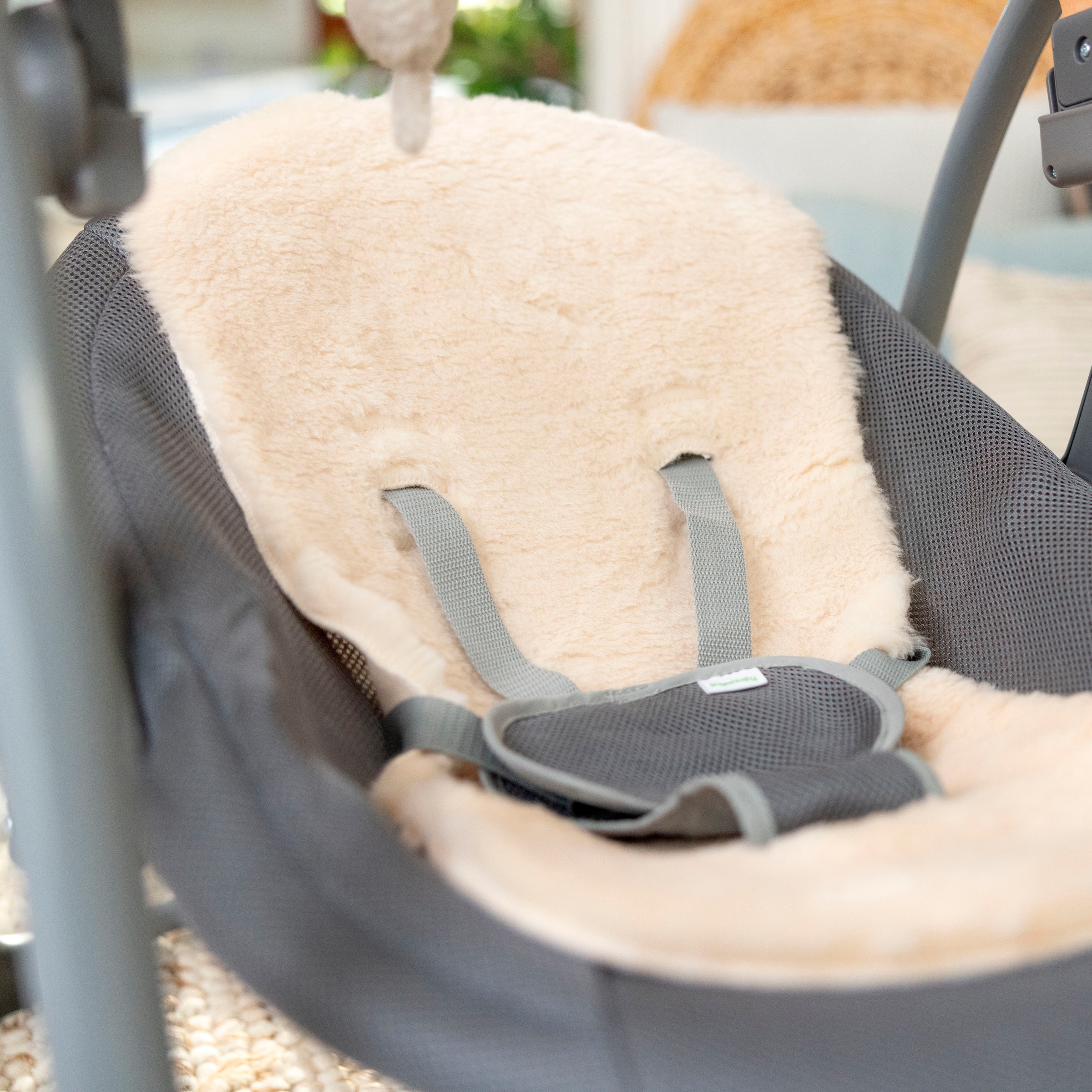 ingenuity Babywippe »Every Season™ Swing 'n Go Portable Swing™ - Wesley™« bis 9 kg mit Musik und Geräuschen