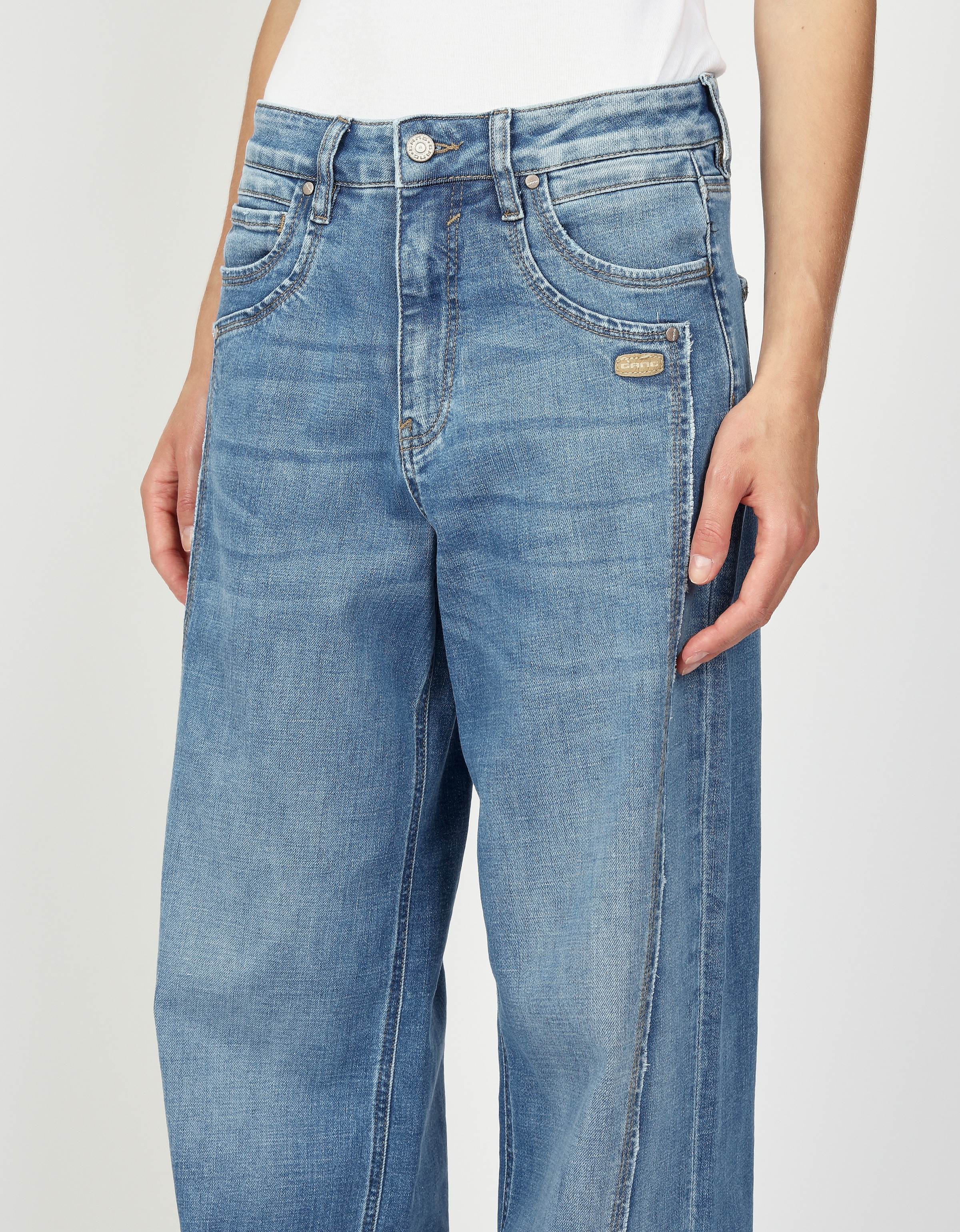 GANG Loose-fit-Jeans »94FANNY«, mit aufwändiger Schnittführung