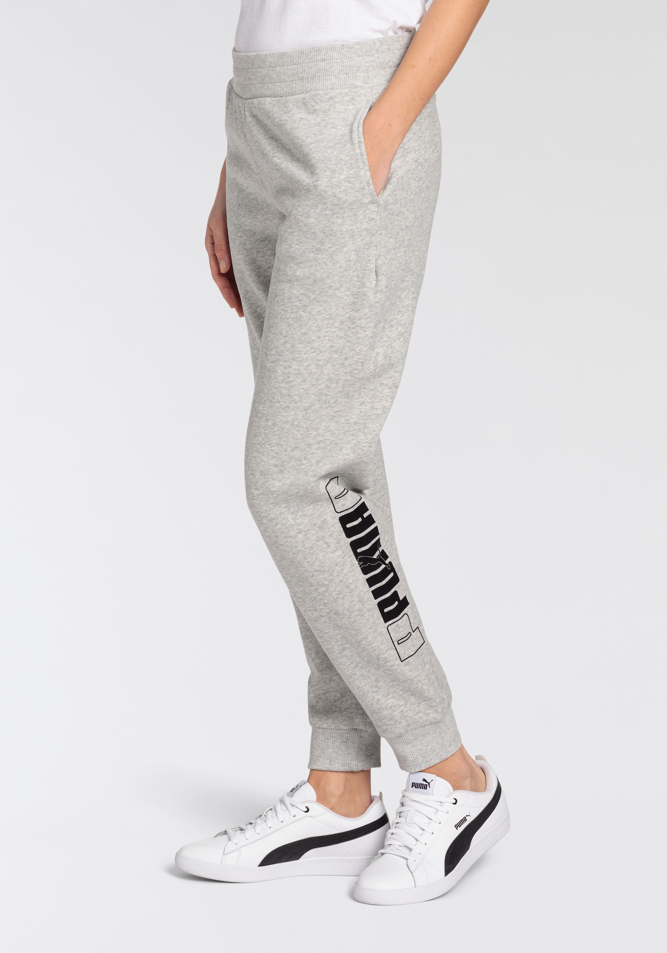 PUMA Trainingshose »ESS+ LOGO LAB PANTS FL«