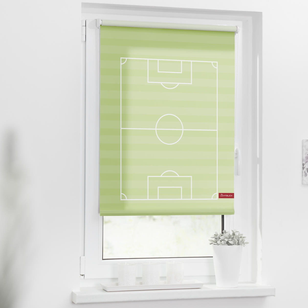 Image of LICHTBLICK ORIGINAL Seitenzugrollo »Rollo Klemmfix, ohne Bohren, blickdicht, Fussball - Grün«, blickdicht, Sichtschutz-Blendschutz, freihängend bei Ackermann Versand Schweiz