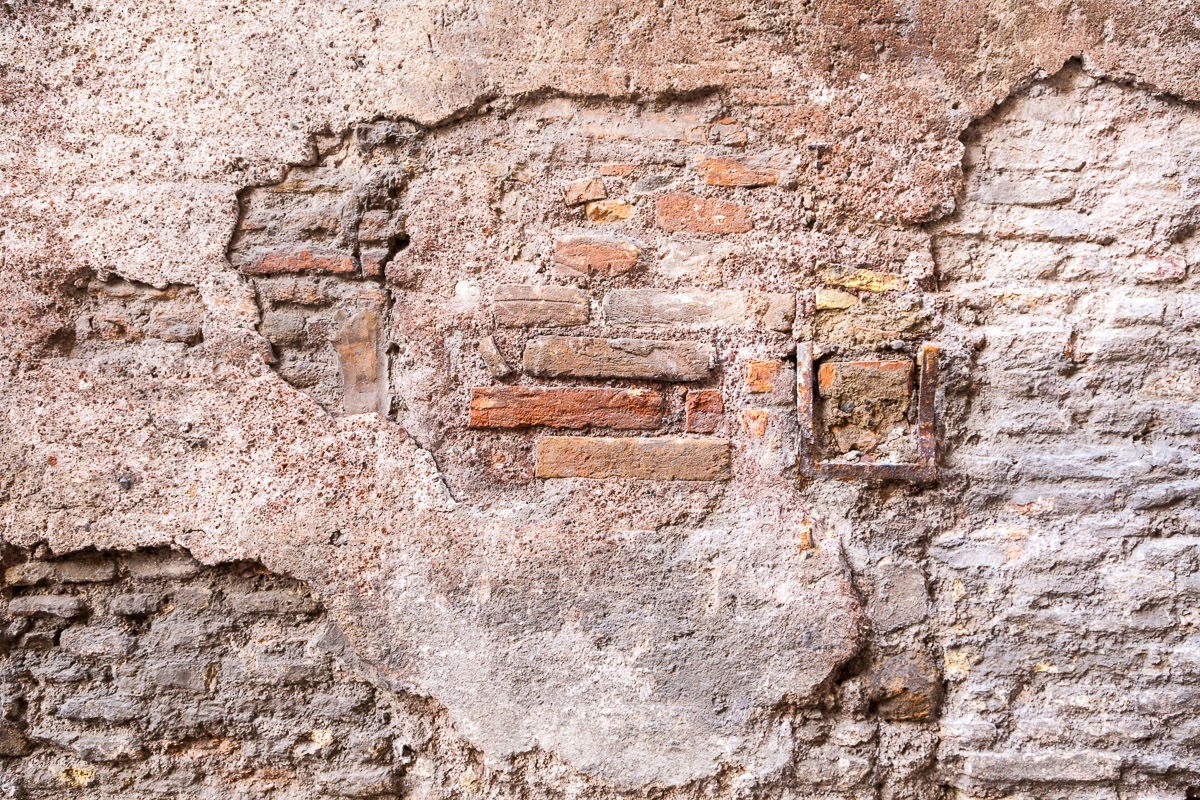 Image of Papermoon Fototapete »Alte ziegelmauer«, Vliestapete, hochwertiger Digitaldruck, inklusive Kleister bei Ackermann Versand Schweiz