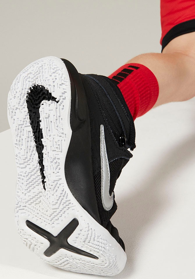 Nike Basketballschuh »TEAM HUSTLE D 10 FLYEASE (PS)«