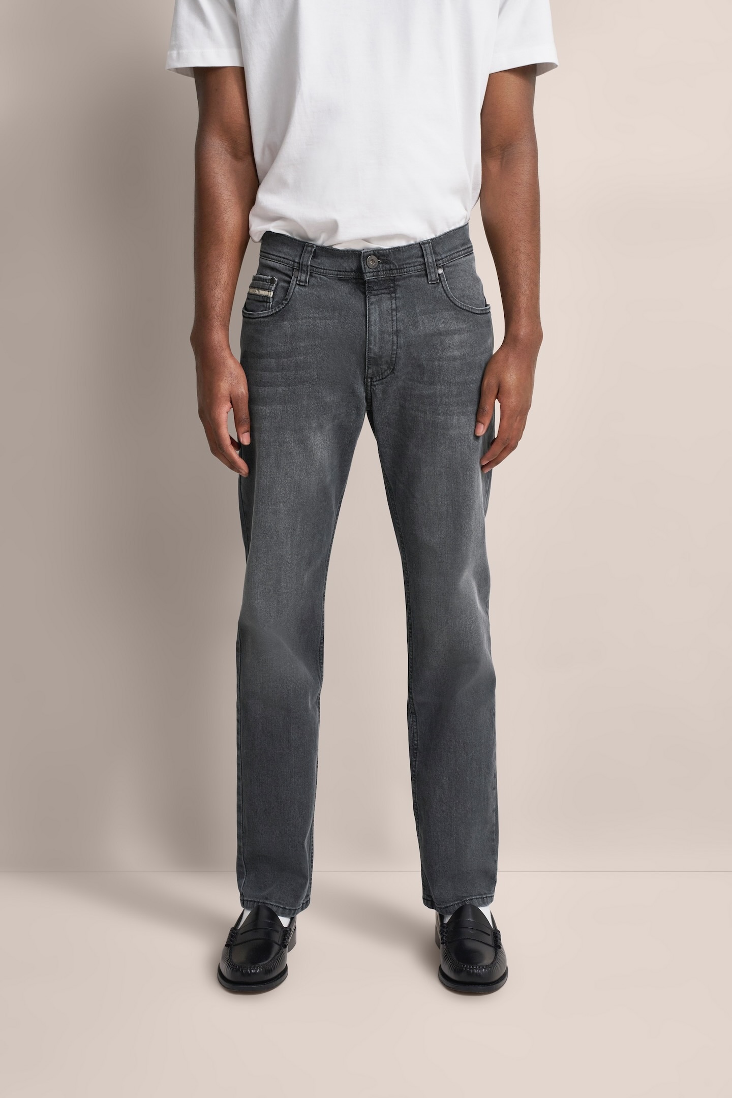 Image of bugatti 5-Pocket-Jeans "Basic Essential" Authentic Denim
