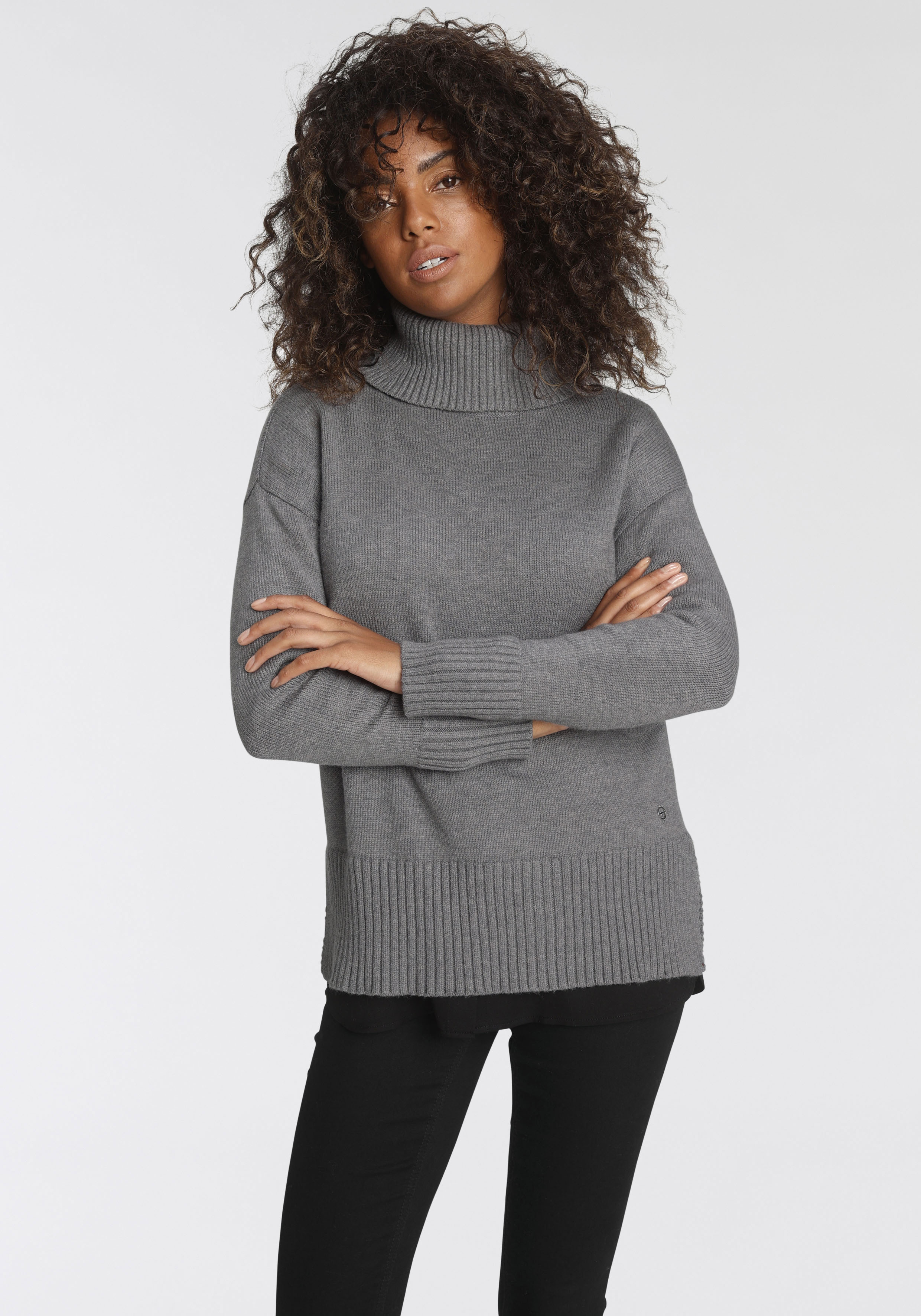 Rollkragenpullover, mit Rippdetails
