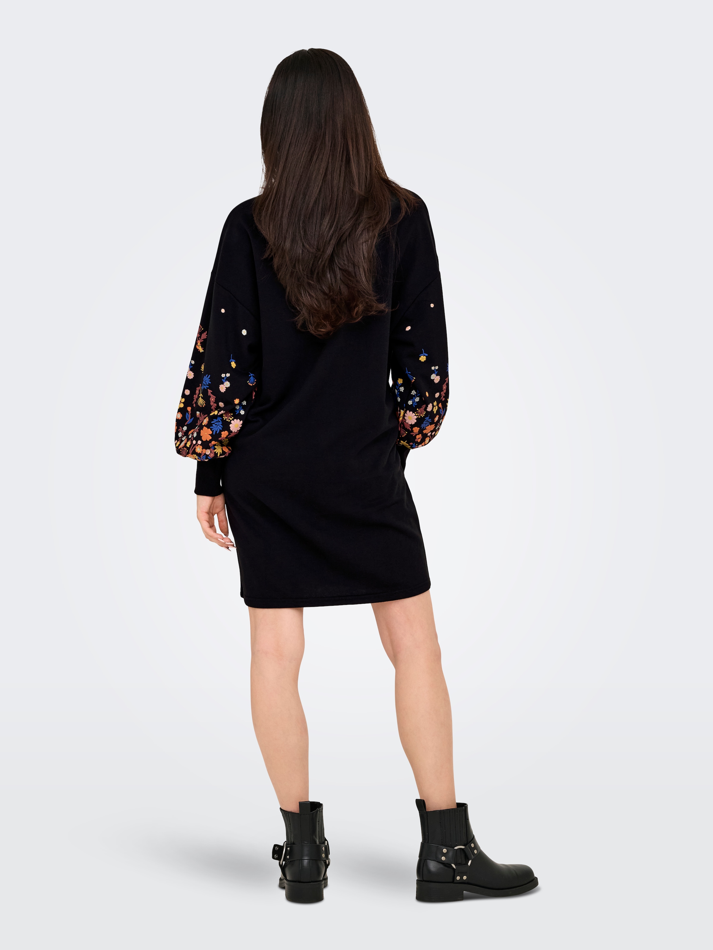 ONLY Robe en sweat »ONLBROOKE LS SHORT DRESS FLOWER SWT NOOS«