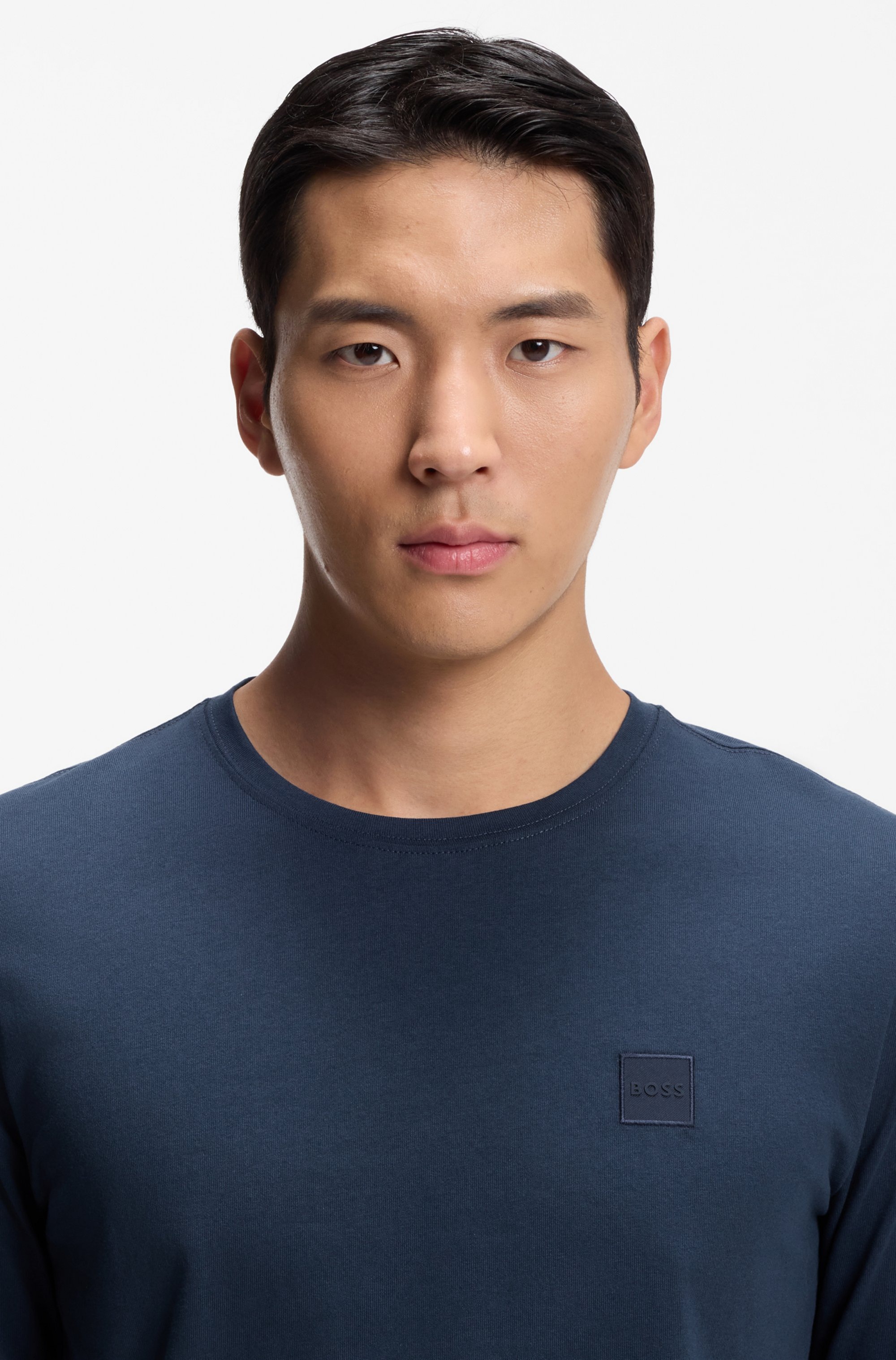 BOSS ORANGE Langarmshirt »Tacks« mit Markenlogo auf der Brust