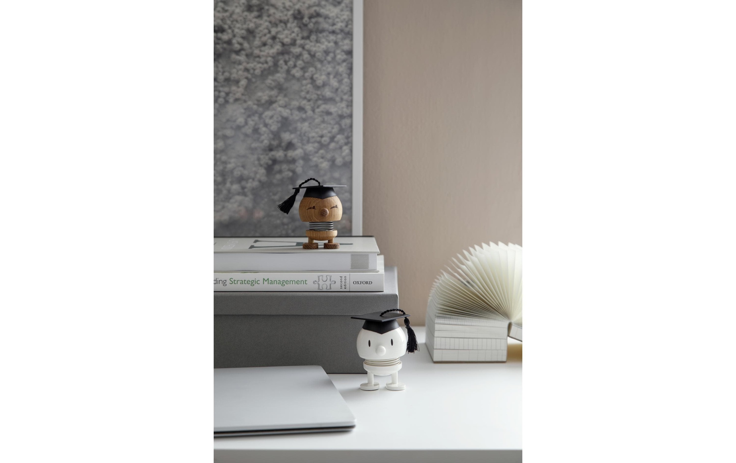 Dekofigur "Aufsteller Bumble IQ S"