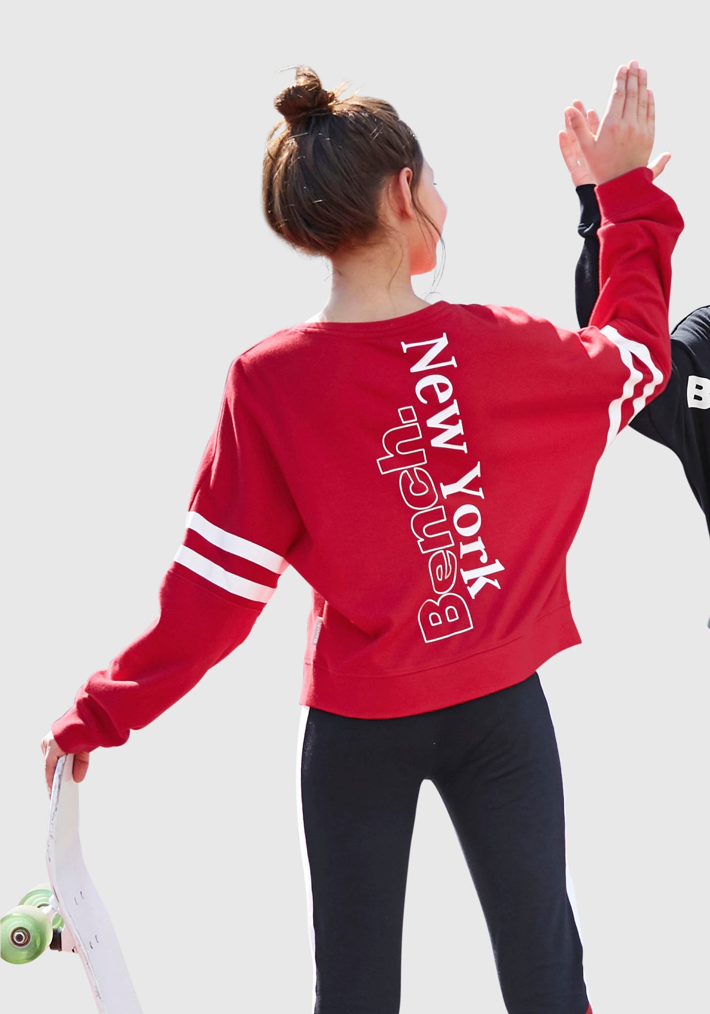 Image of Bench. Langarmshirt, in kurzer, weiter Form bei Ackermann Versand Schweiz