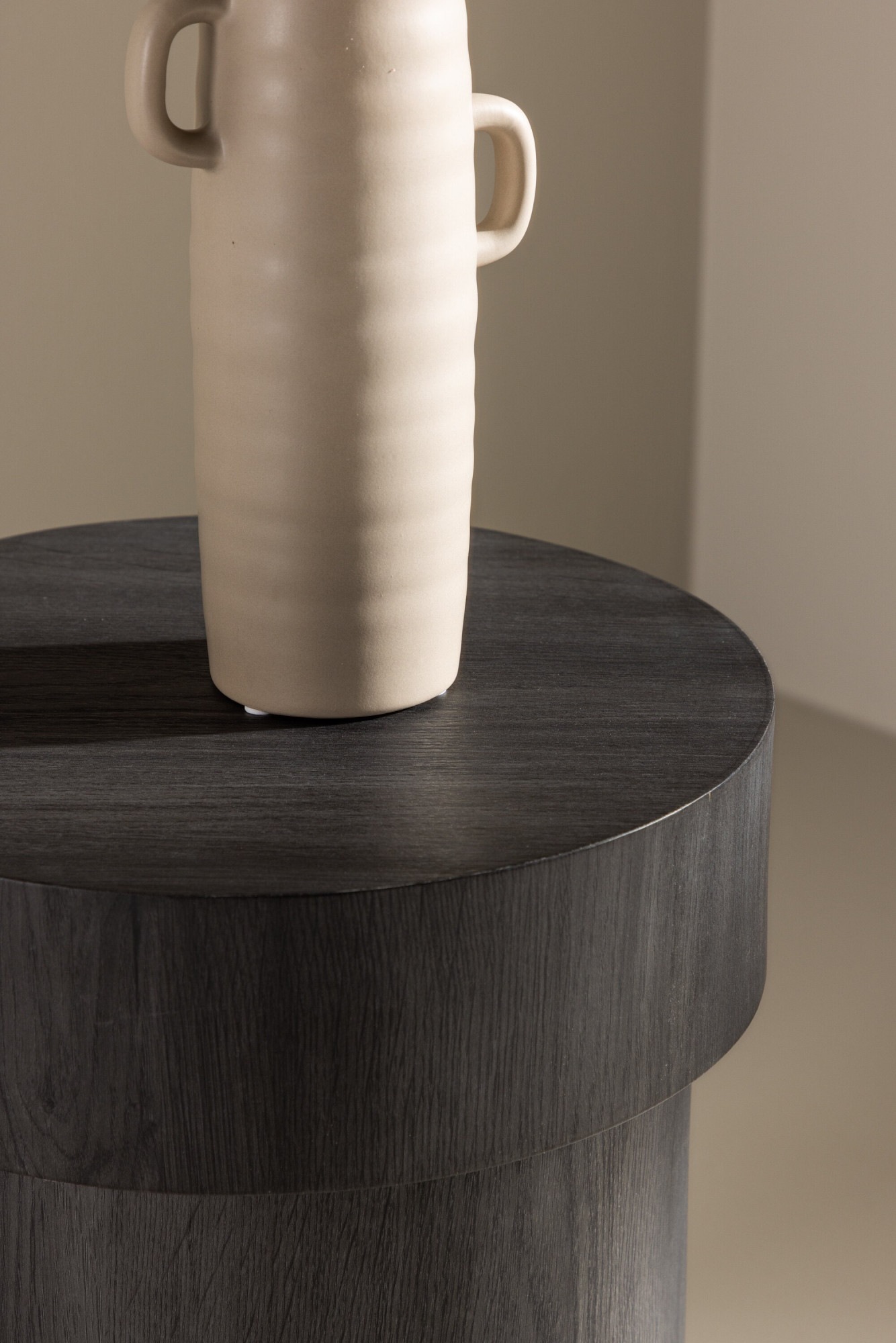 Venture Home Beistelltisch »Malung, kompakter runder Beistelltisch, FSC, Ø 35 cm« Ablagetisch, MDF, rund, schlicht, kompakt, modern