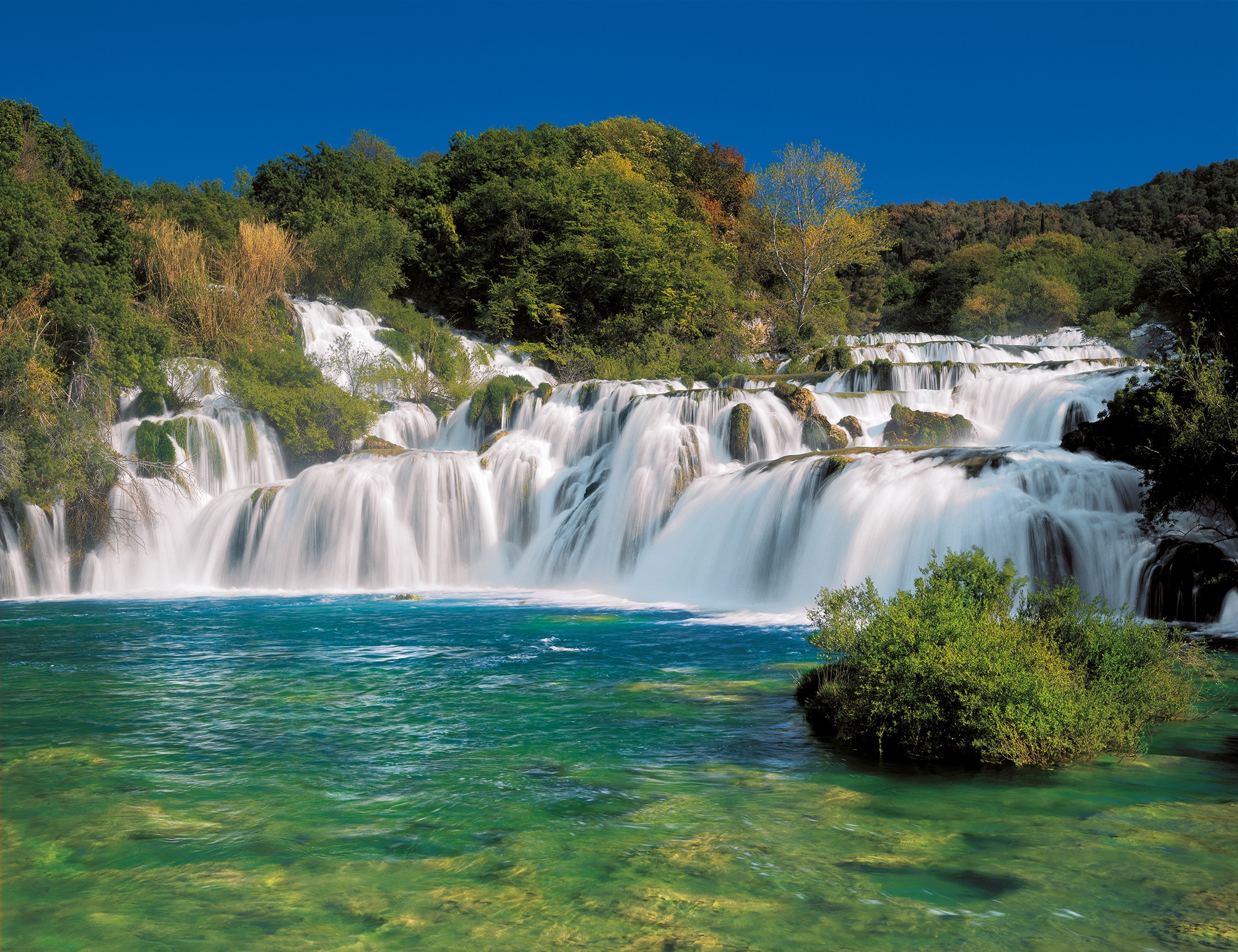 Image of Komar Fototapete "Krka Falls - Grösse 368 x 254 cm" bedruckt glatt Wohnzimmer, Schlafzimmer