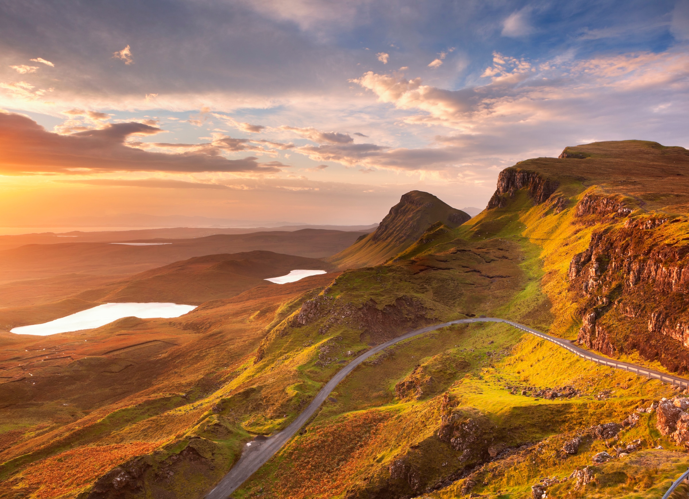 Image of Papermoon Fototapete "Sunrise at Quiraing Isle" glatt