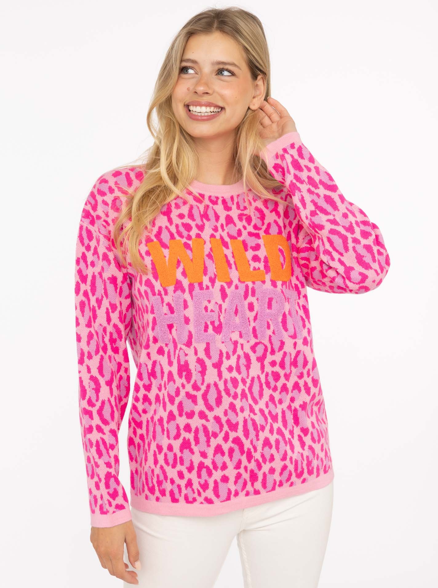 Image of Zwillingsherz Strickpullover ""Wild Heart"" mit Neon Aufschrift