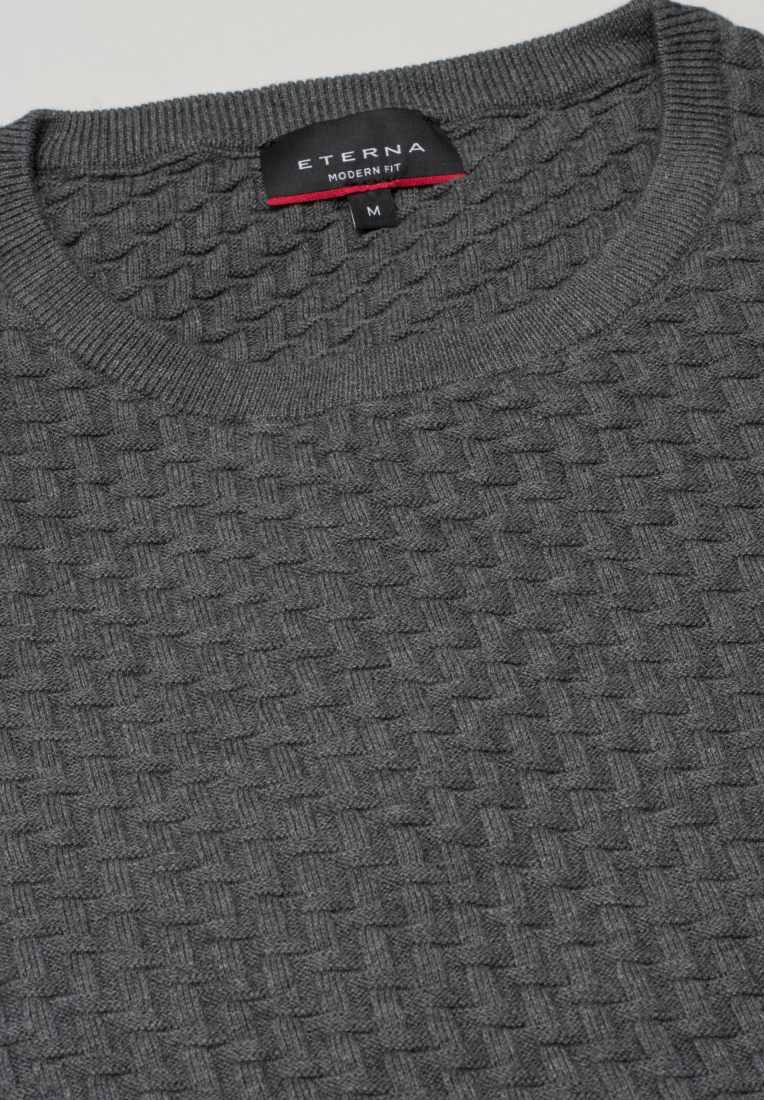 Eterna Pull en tricot