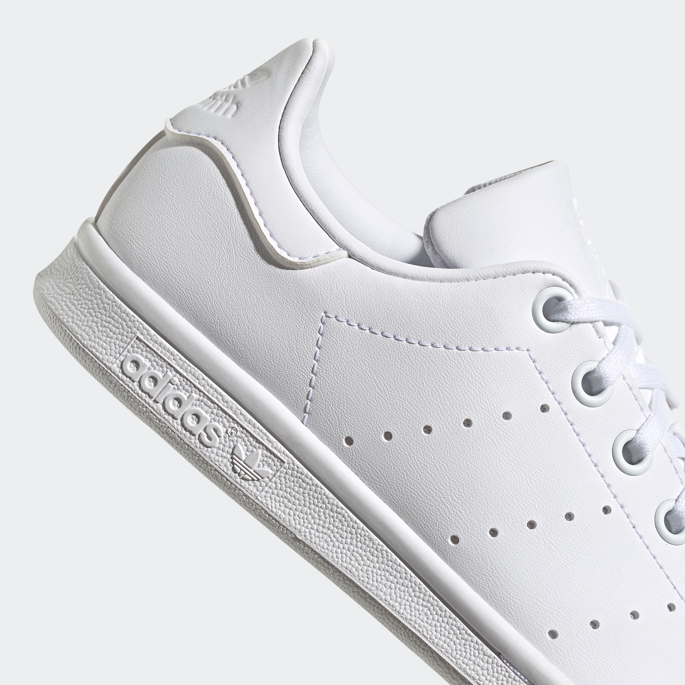 adidas Originals Sneaker »STAN SMITH J«