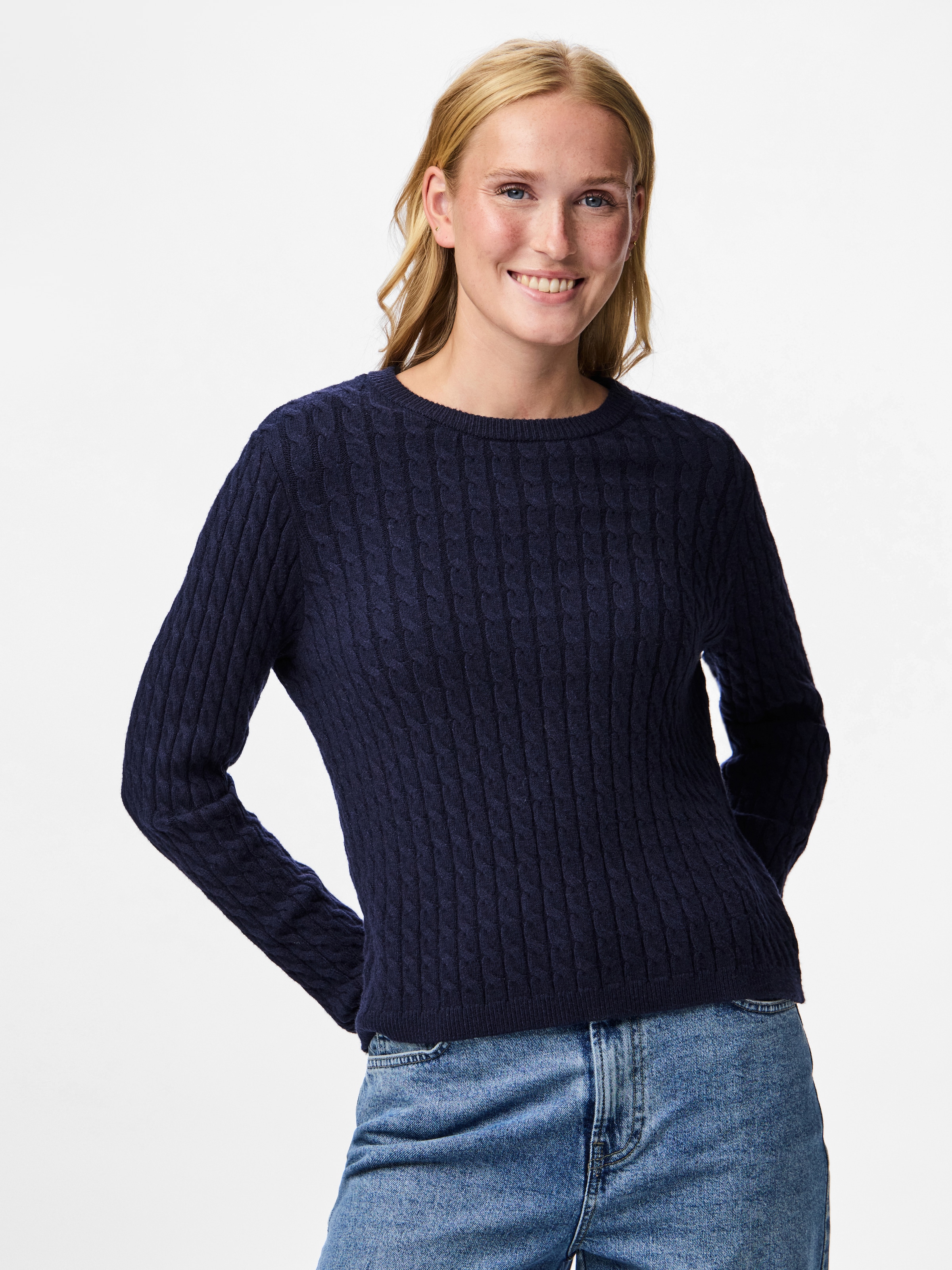 pieces Strickpullover »PCFIA LS CABLE KNIT NOOS BC«