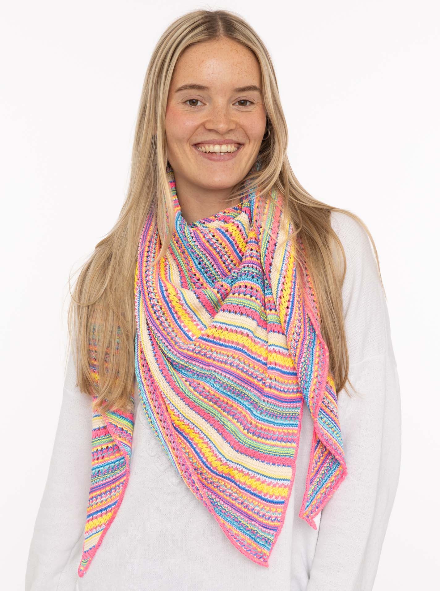 Image of Zwillingsherz Dreieckstuch ""Hippie"" buntes Muster, Strick, wärmend