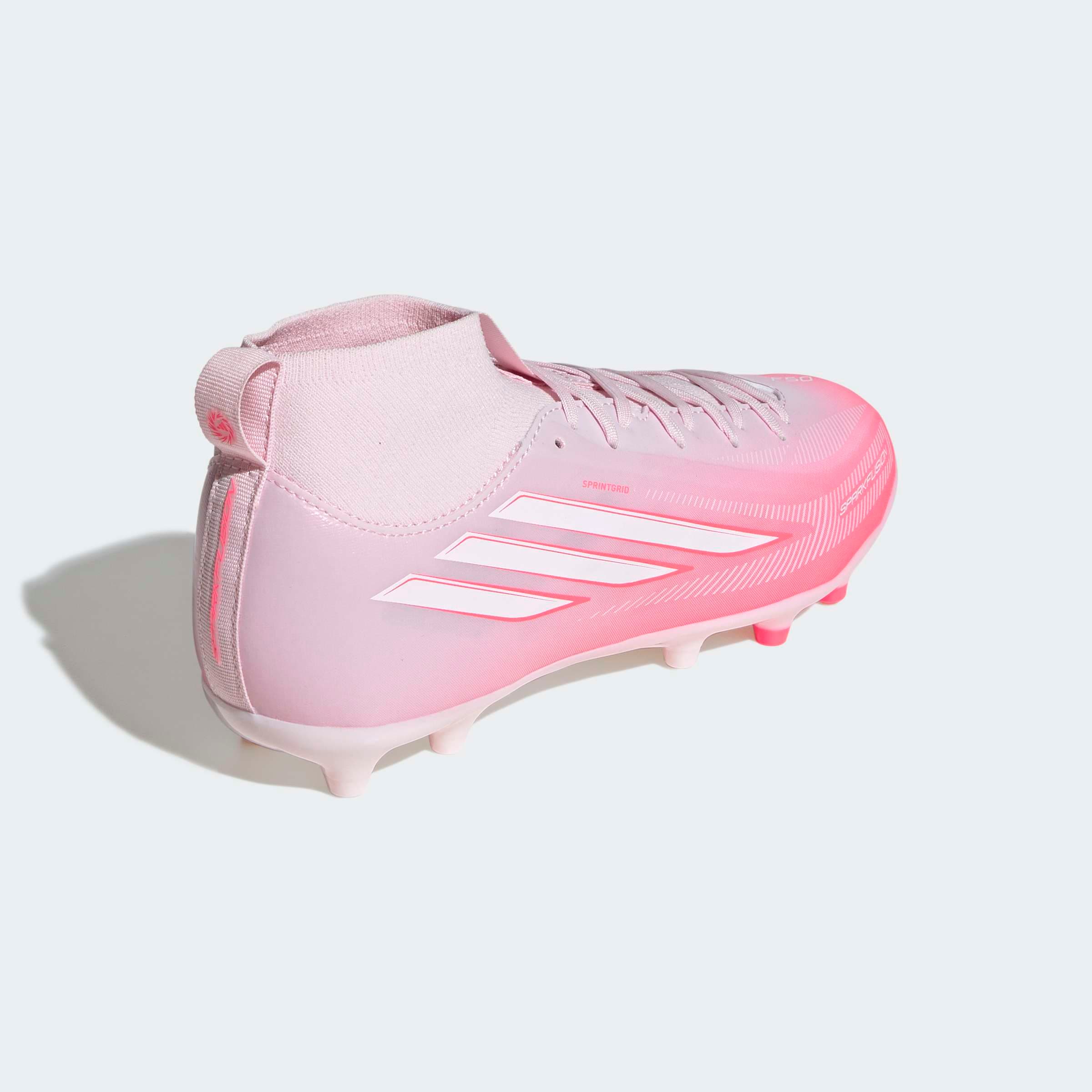 adidas Performance Chaussure de football »F50 SPARKFUSION LEAGUE KIDS , FESTE BÖDEN / KUNSTRASEN, HALBHOCH GESCH«  Convient pour terrains en gazon et gazon synthétique, pour adolescents & enfants