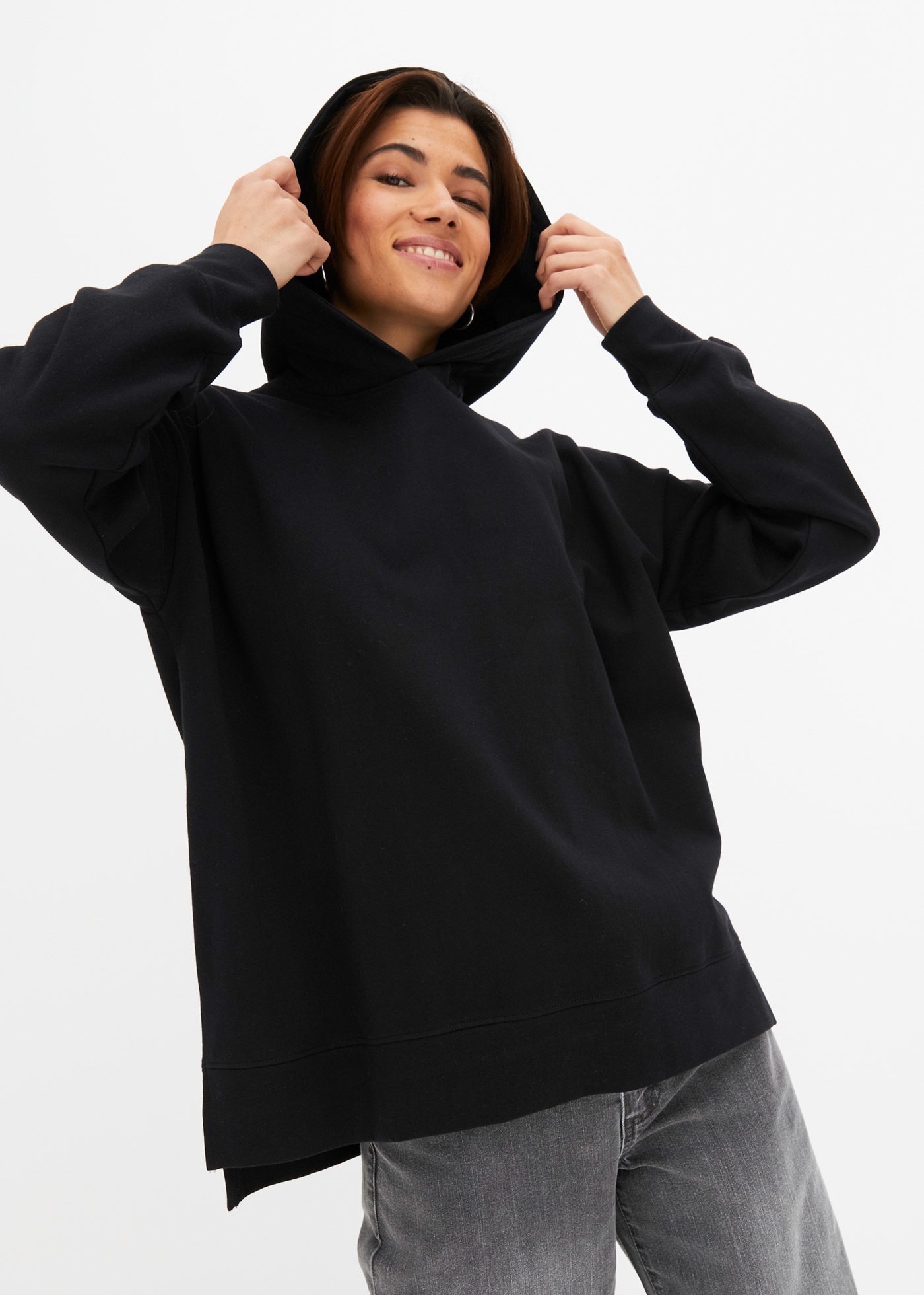 Image of bonprix Hoodie, Oversized Form, reine Baumwolle, mit Seitenschlitzen, vokuhila Look