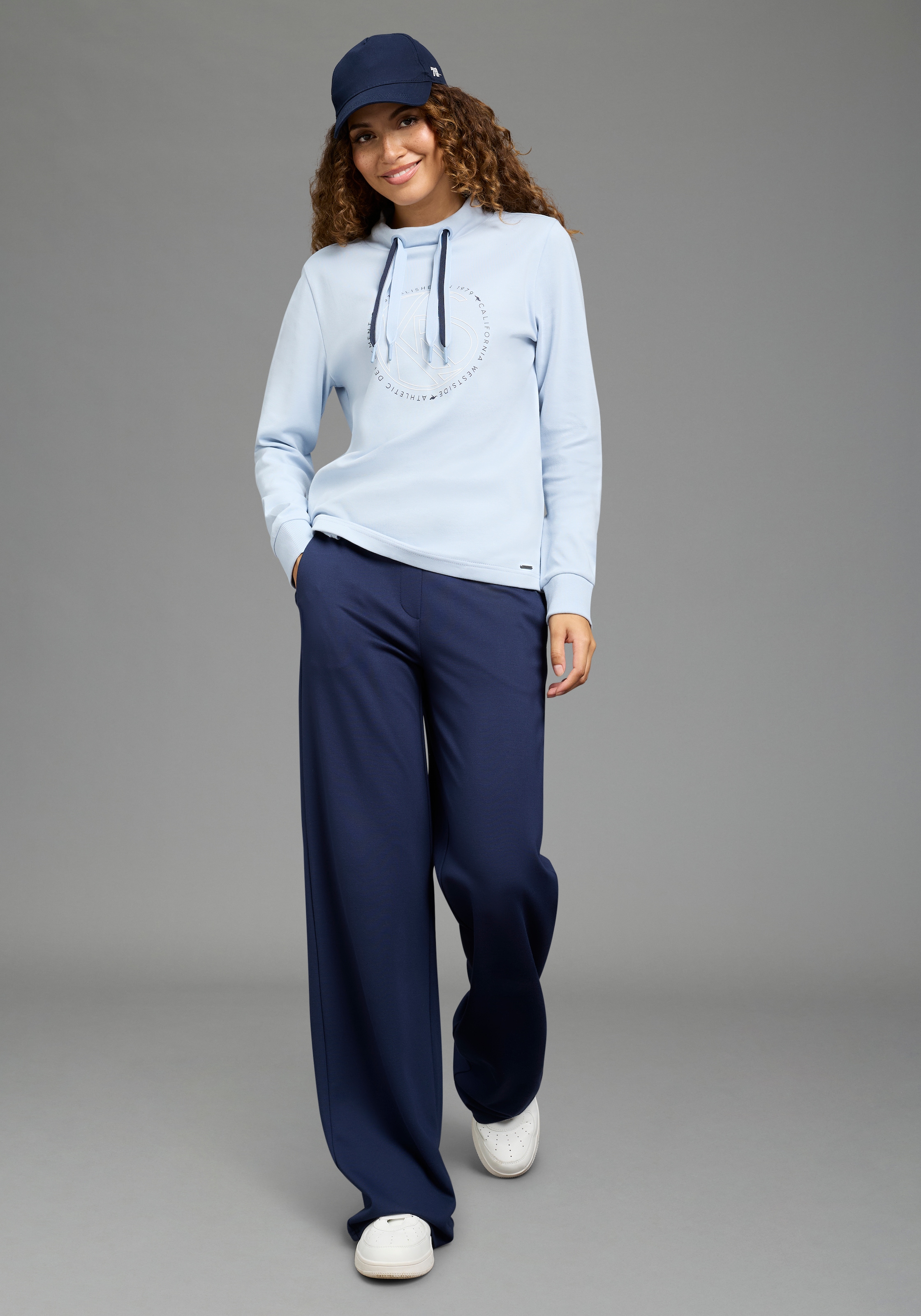 KangaROOS Sweat-shirt , avec étiquette métal, longueur couvrant les hanches, aussi en grandes tailles

