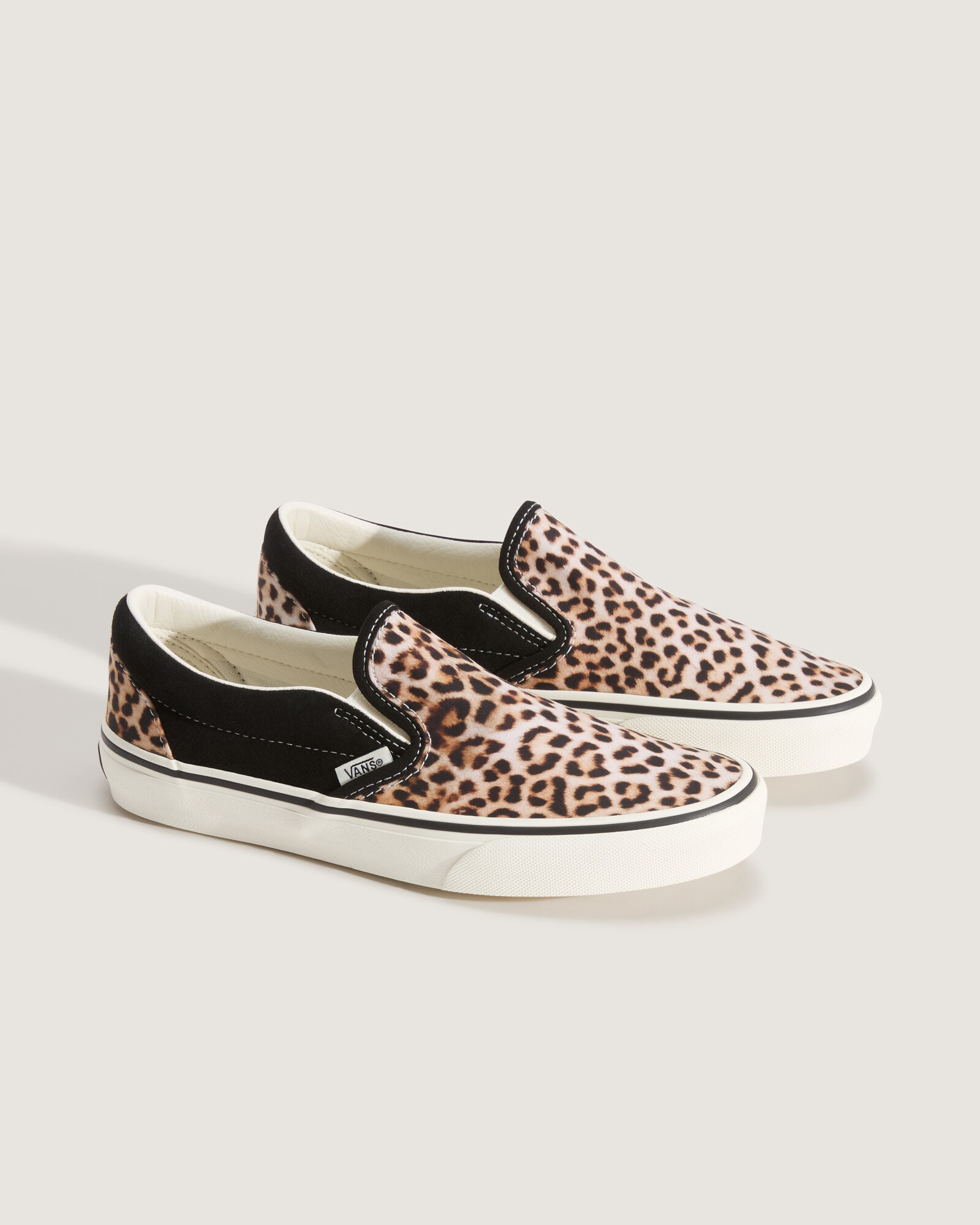 Image of Vans Slip-On Sneaker "Classic Slip-On"