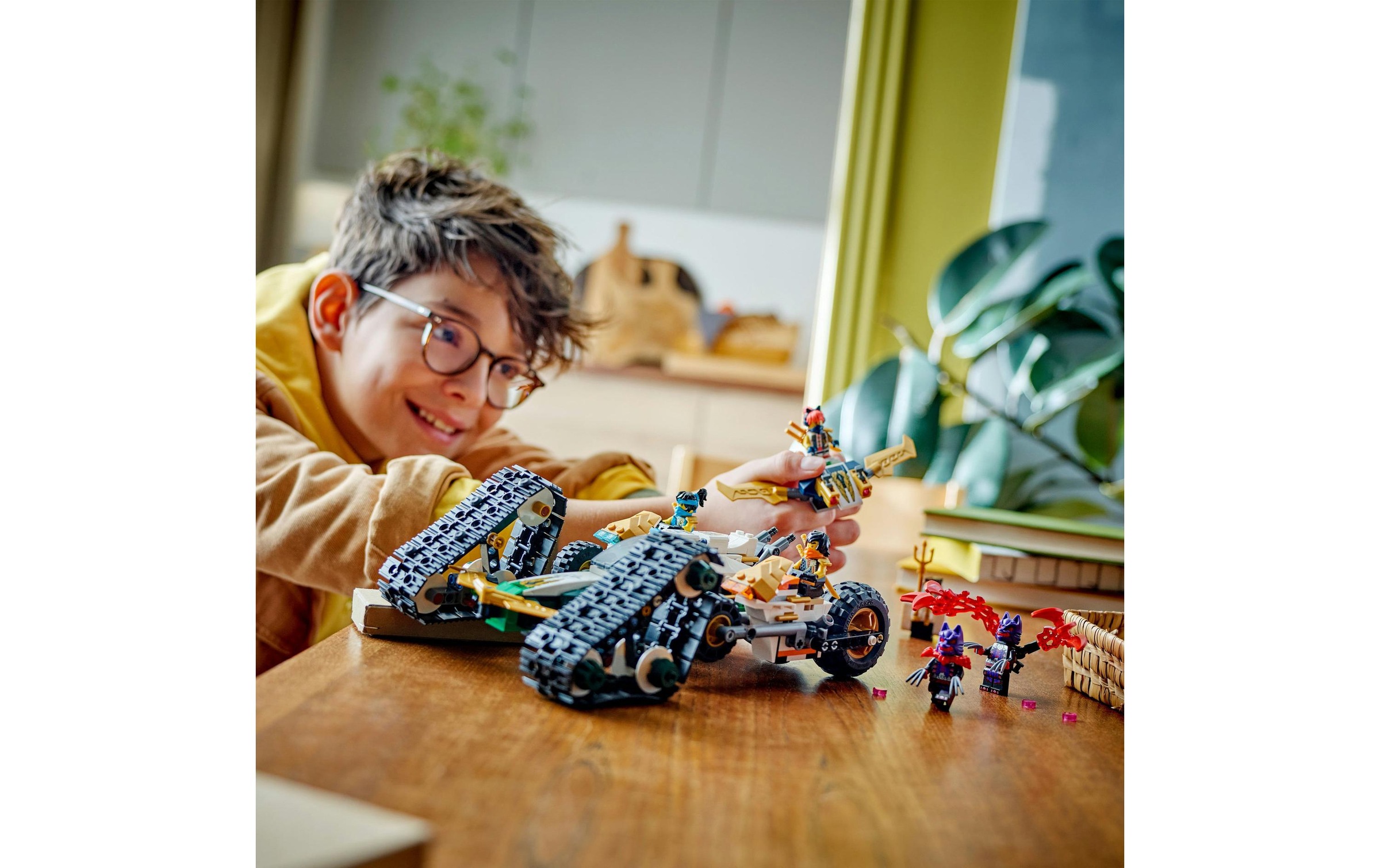 LEGO® Spielbausteine »Ninjago Kombi-Raupe des Ninja-Teams 71820«, (576 St.)